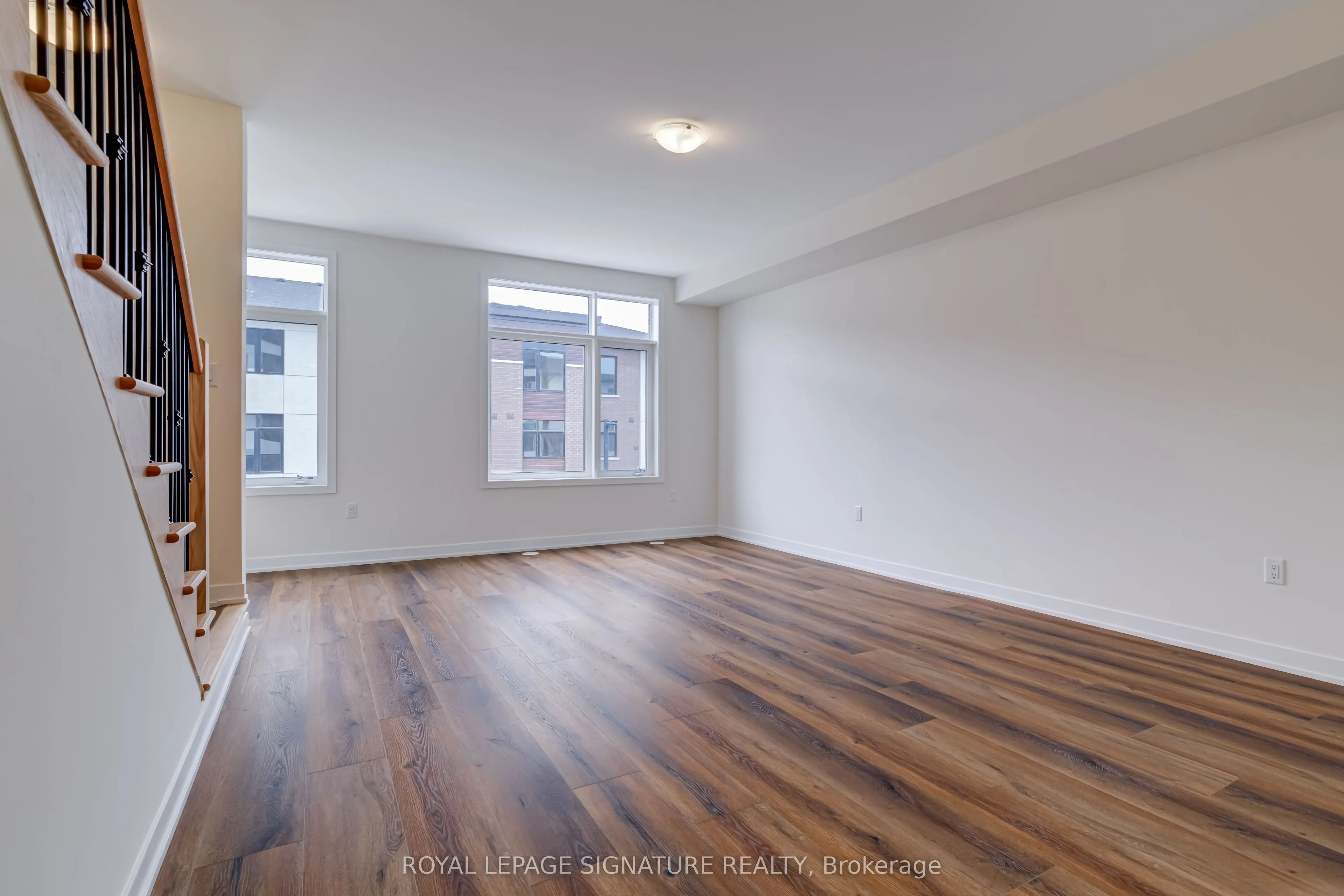 1695 Dersan Street, #504