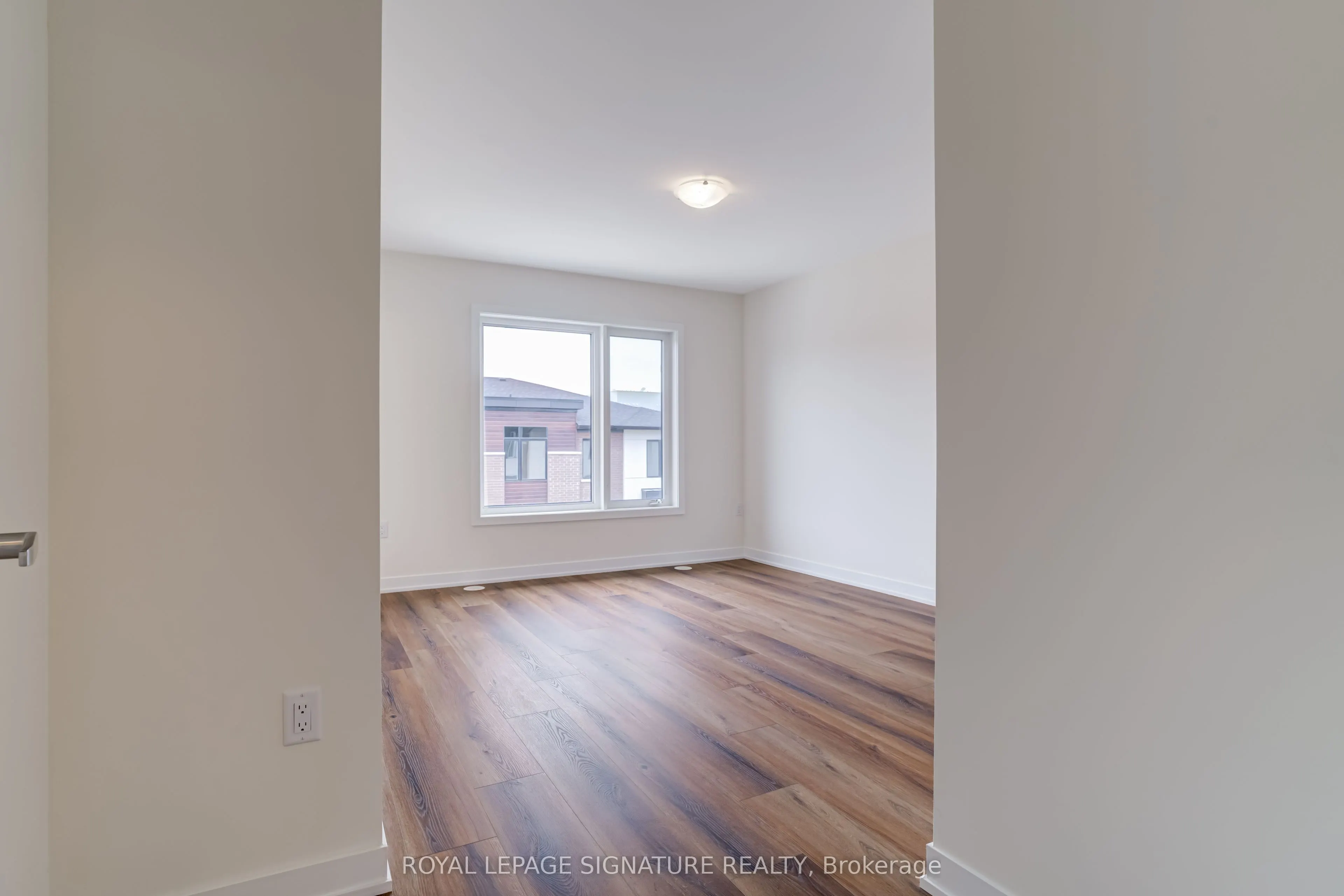 1695 Dersan Street, #504