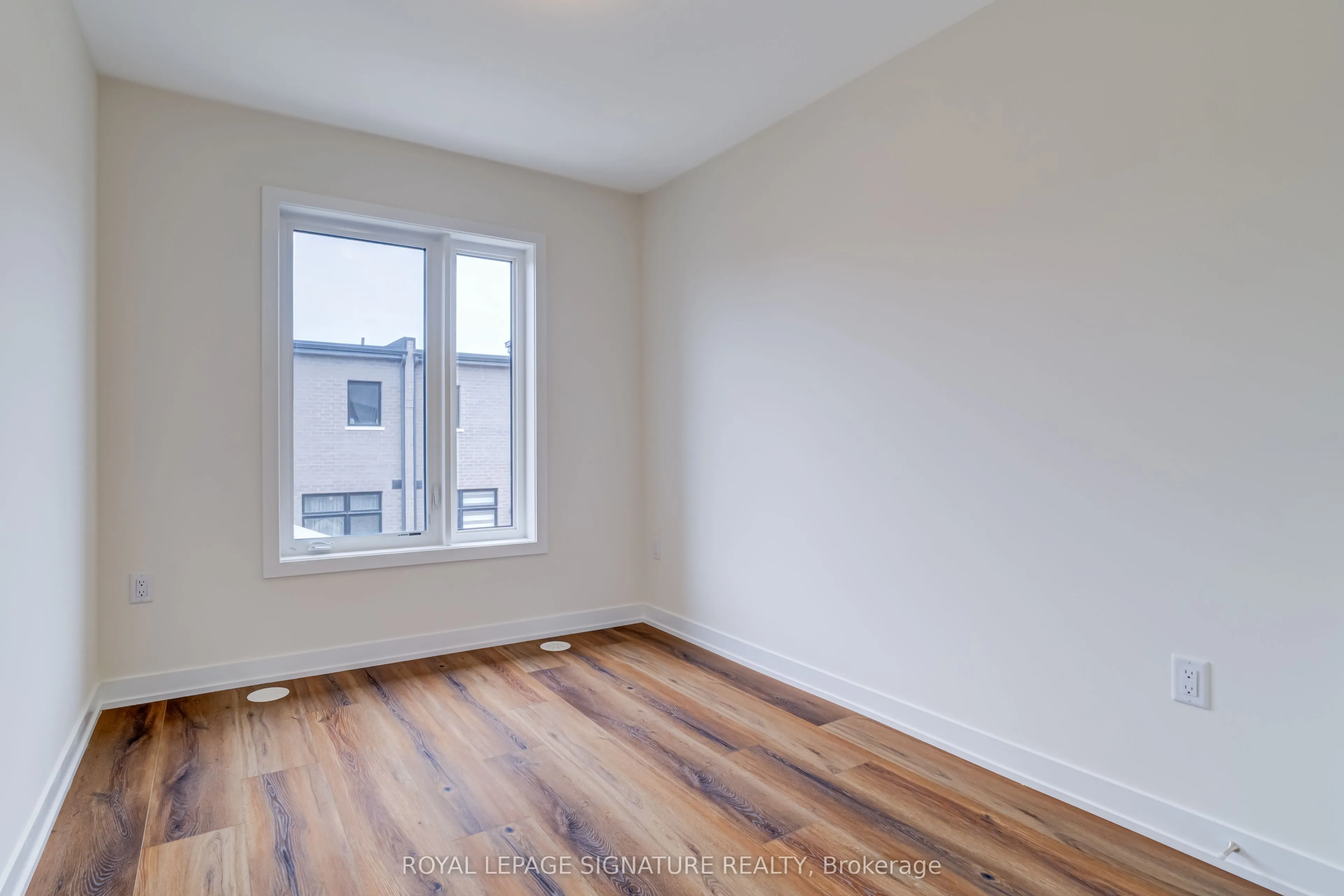 1695 Dersan Street, #504
