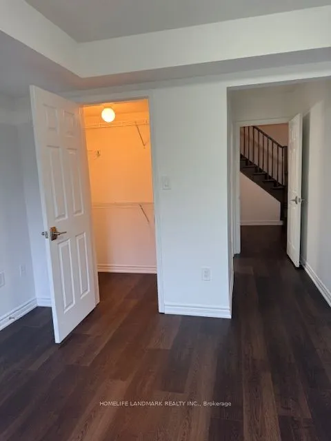 15 HERON PARK Place S, #14