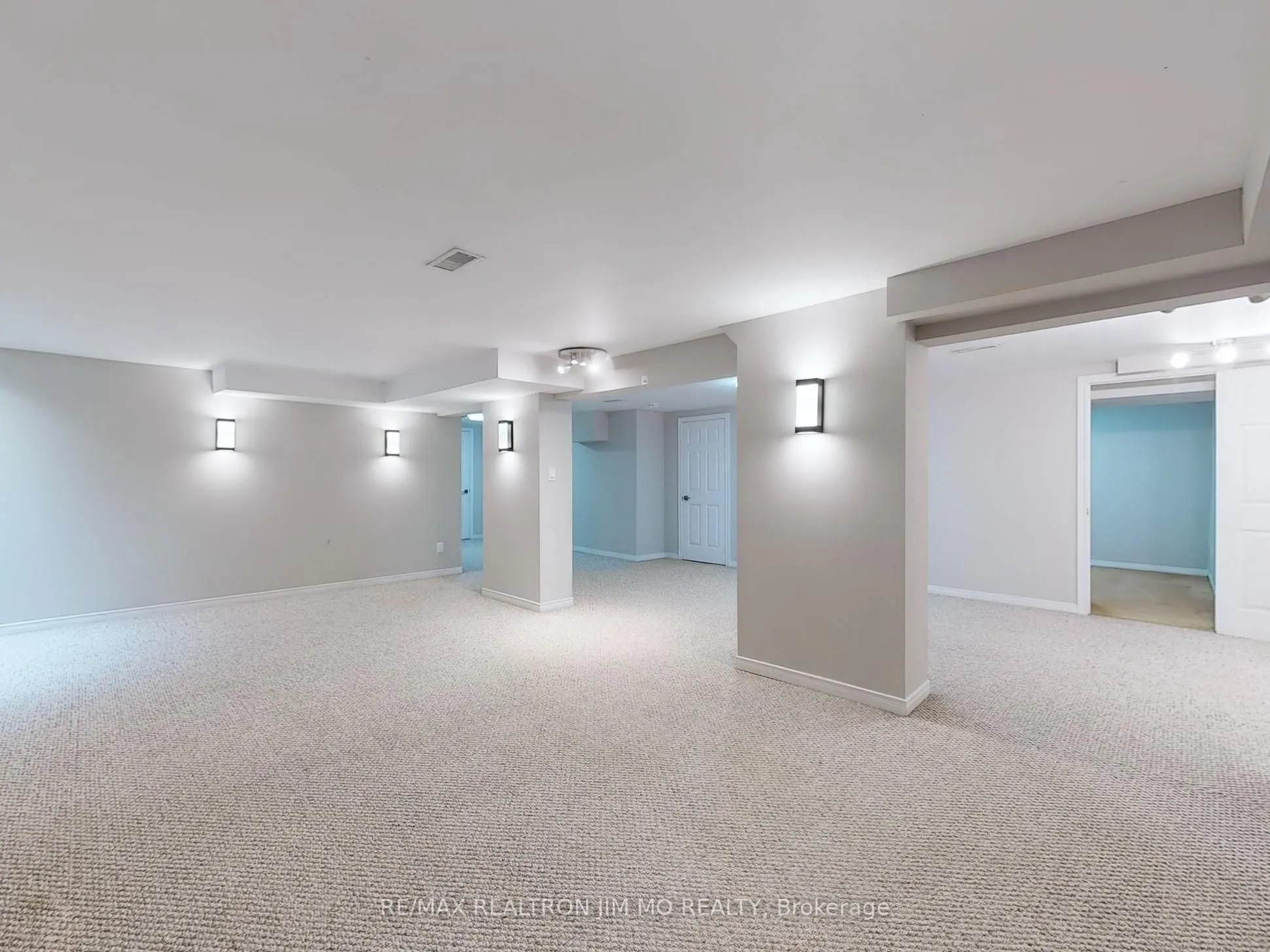 35 Flint Crescent