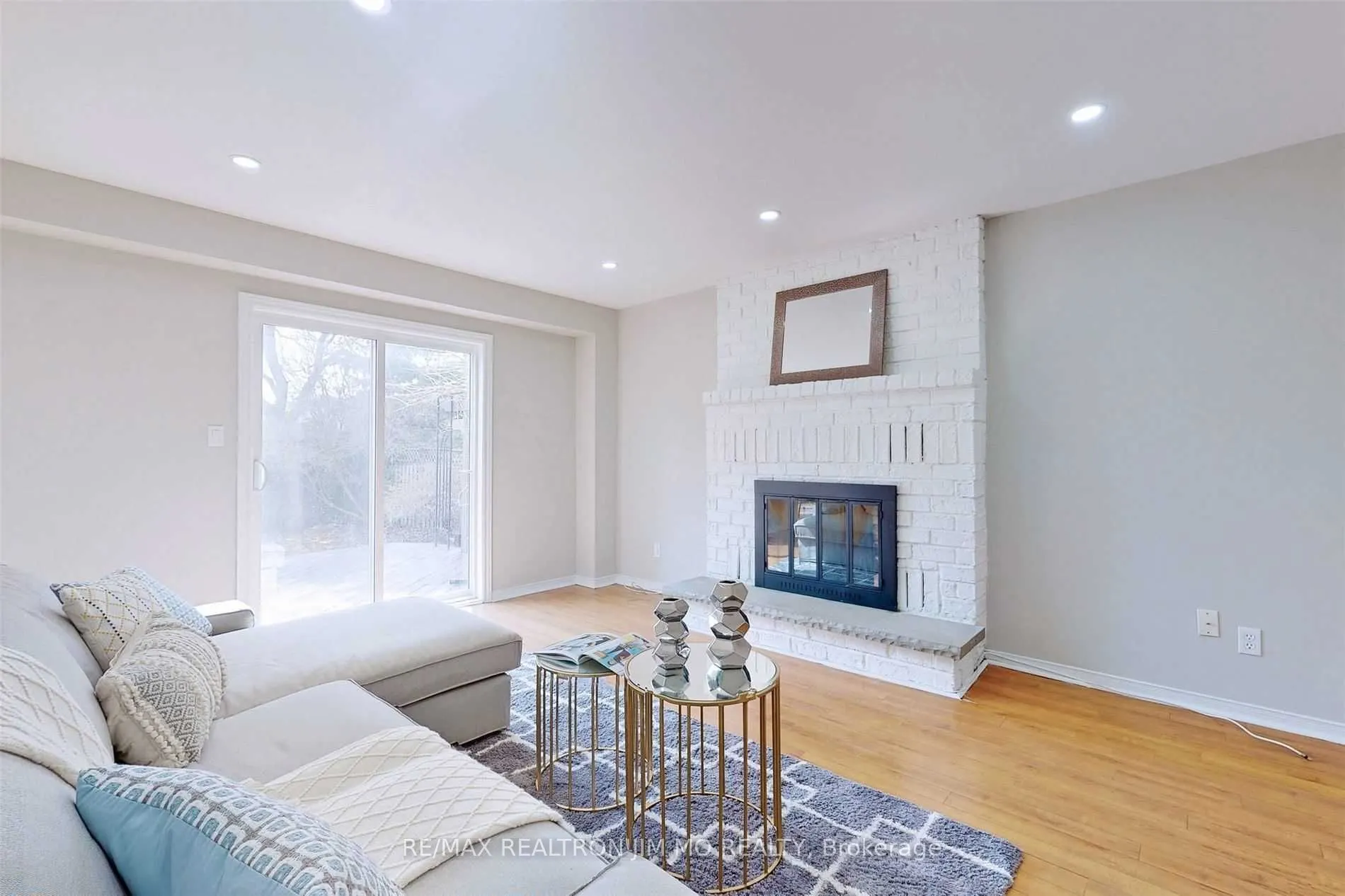 35 Flint Crescent