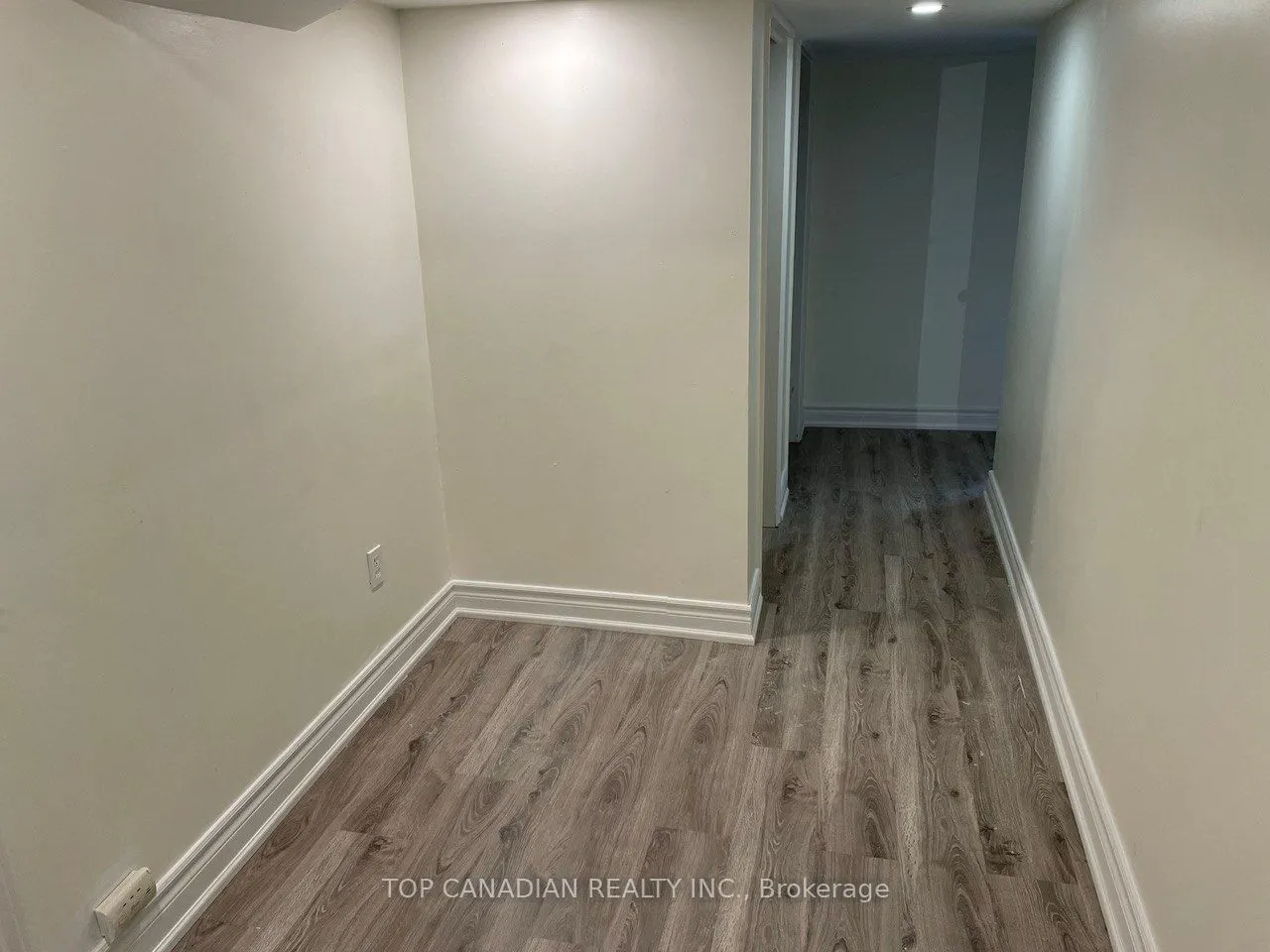 599 Gibbons Street