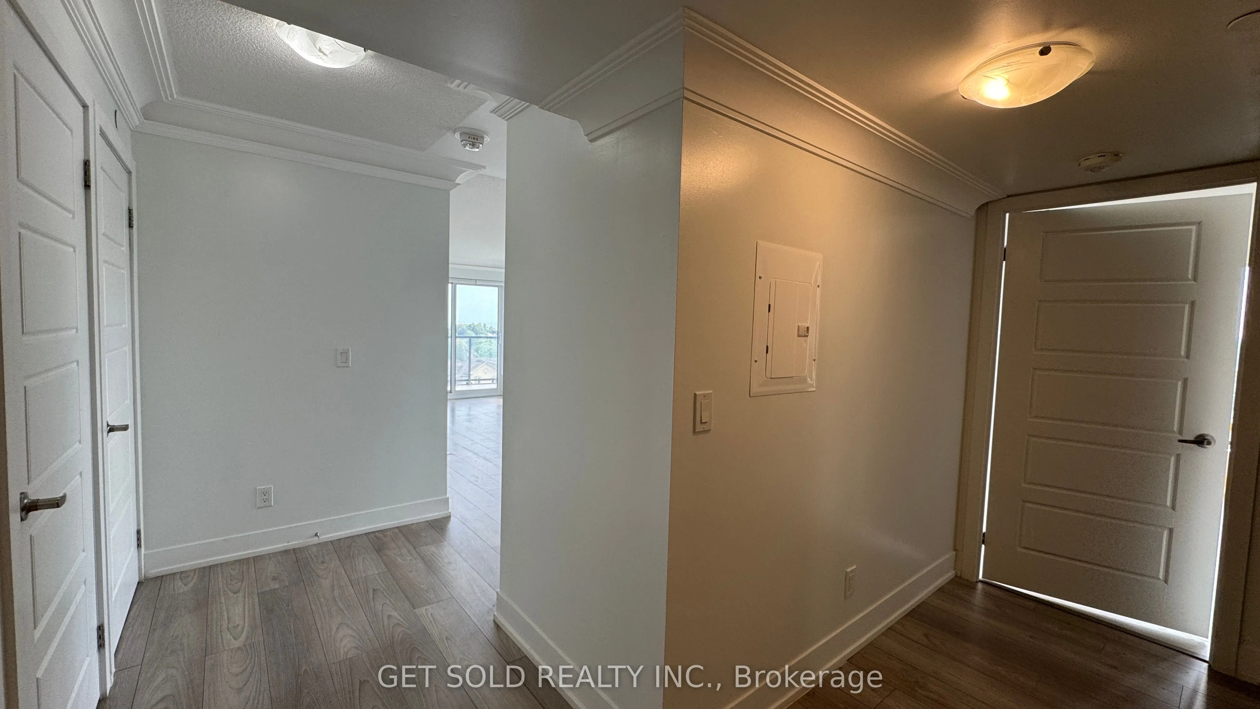 1255 Bayly Street, #707