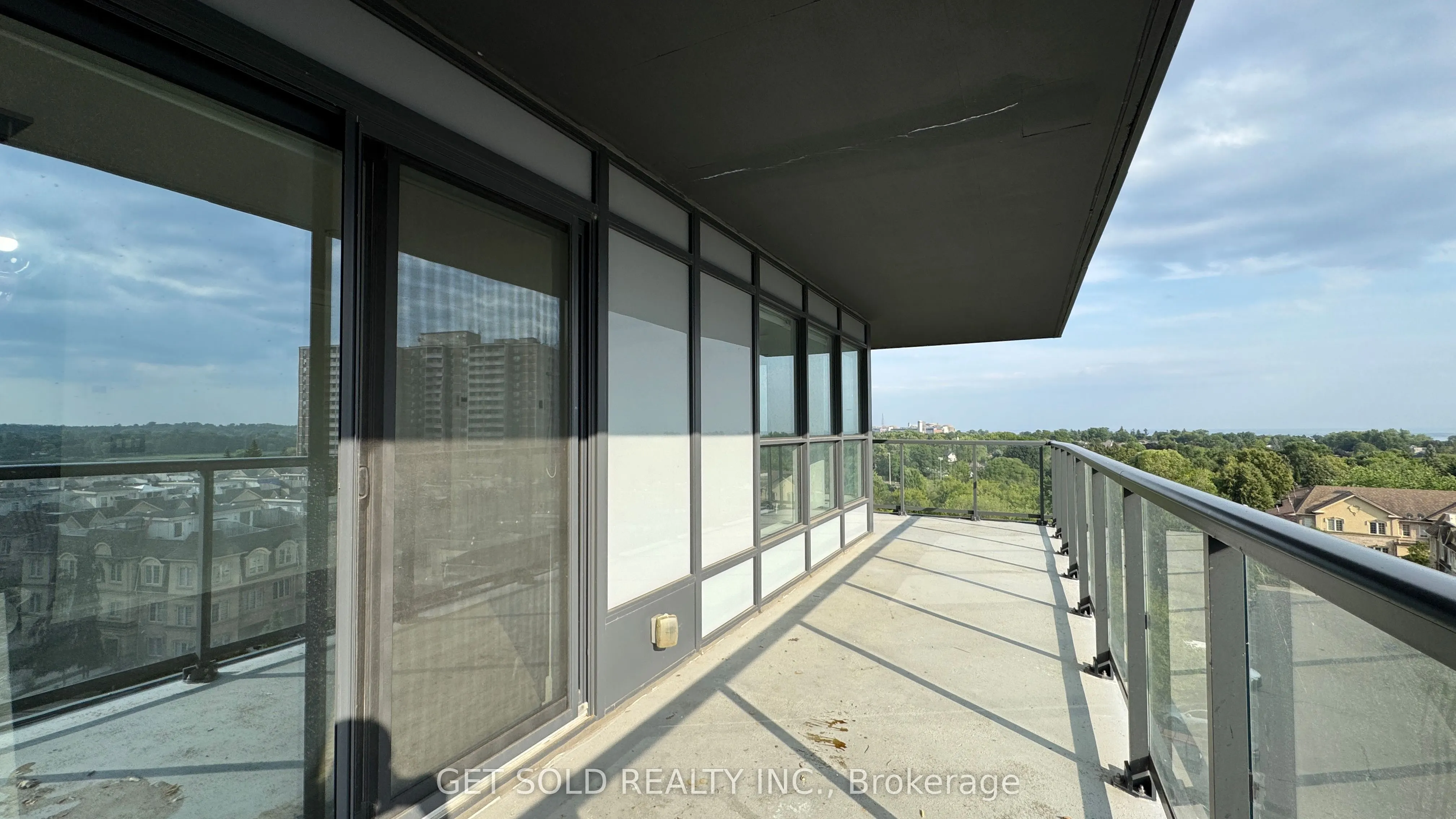 1255 Bayly Street, #707