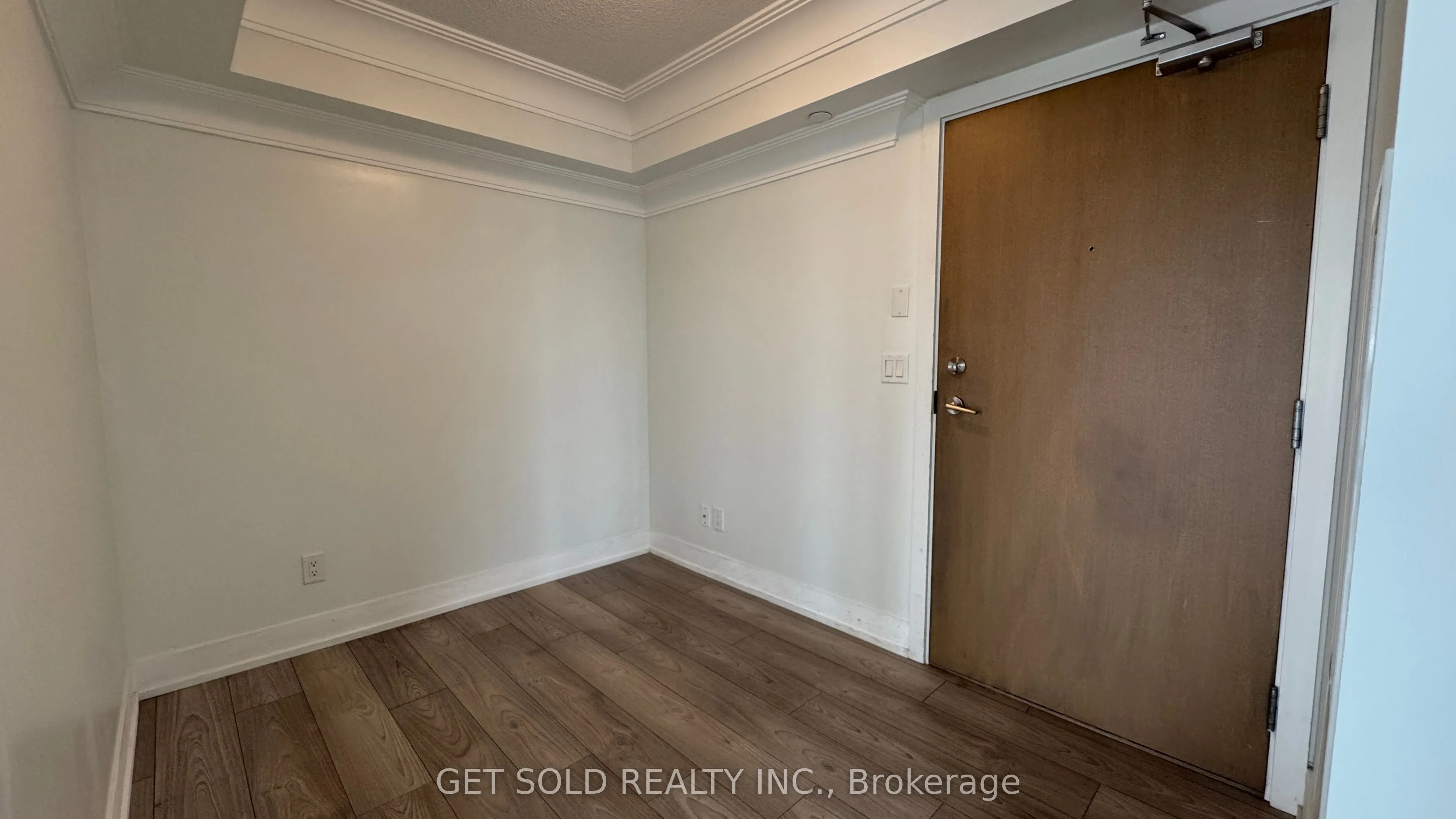1255 Bayly Street, #707