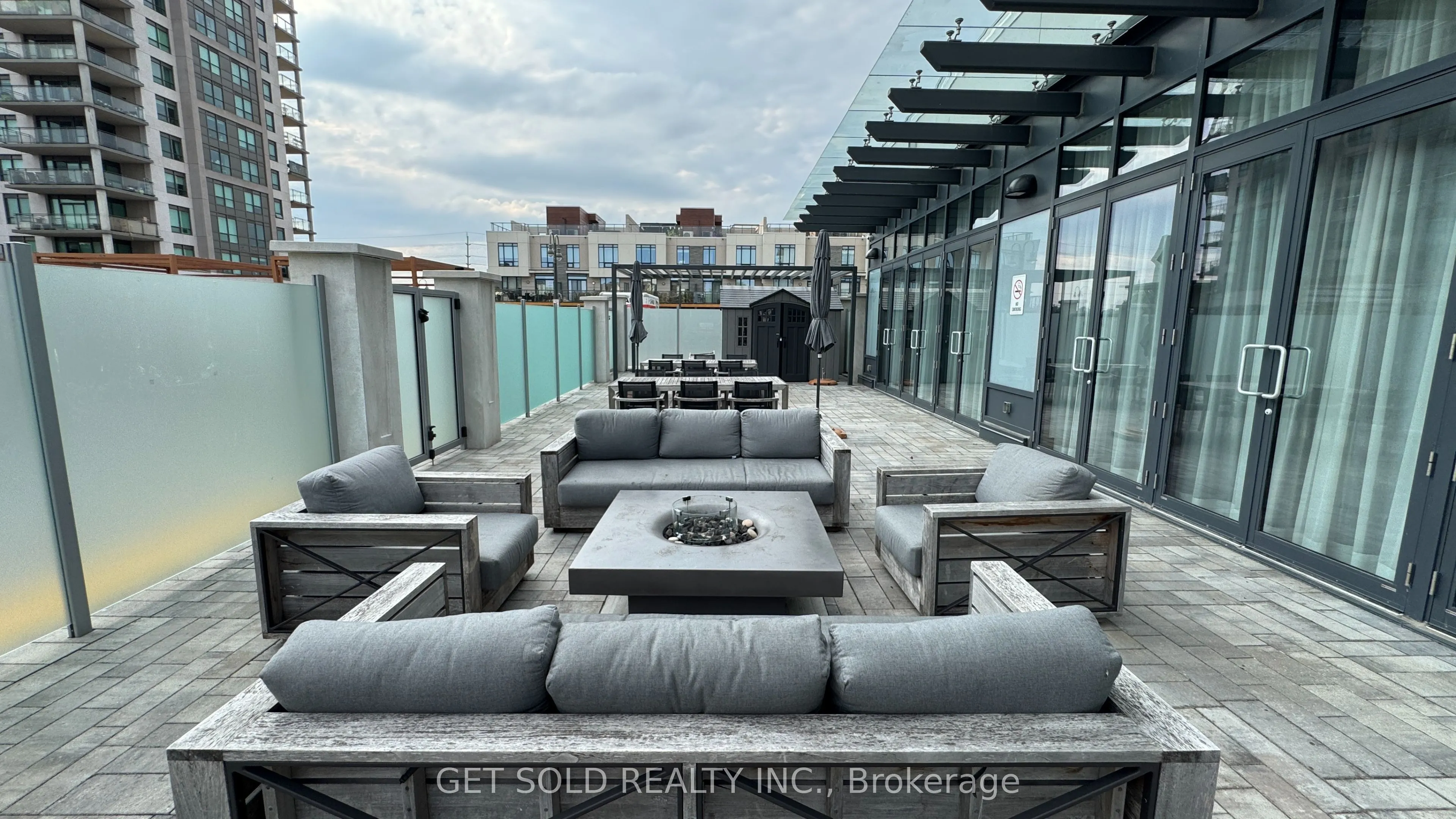 1255 Bayly Street, #707