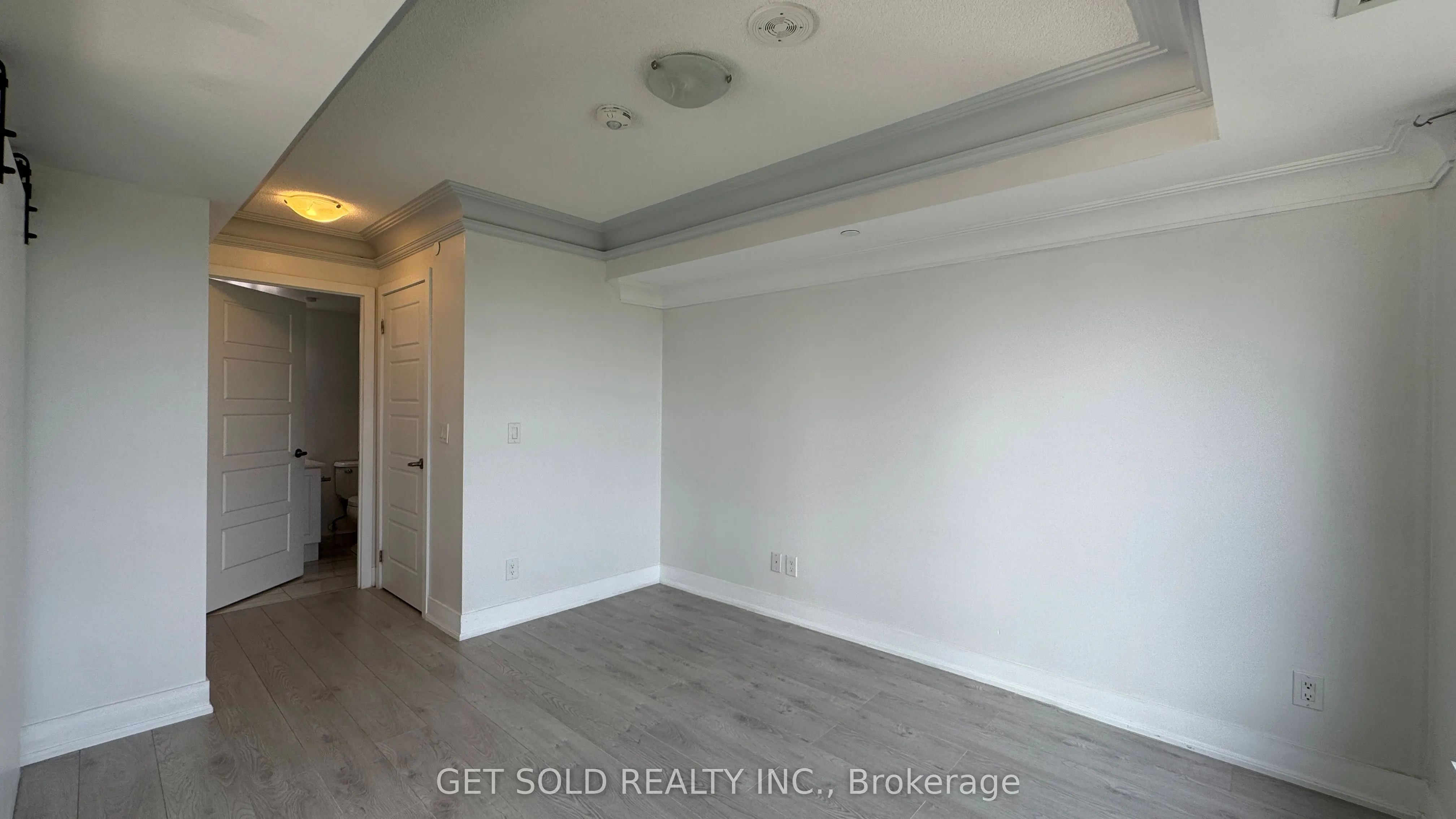 1255 Bayly Street, #707