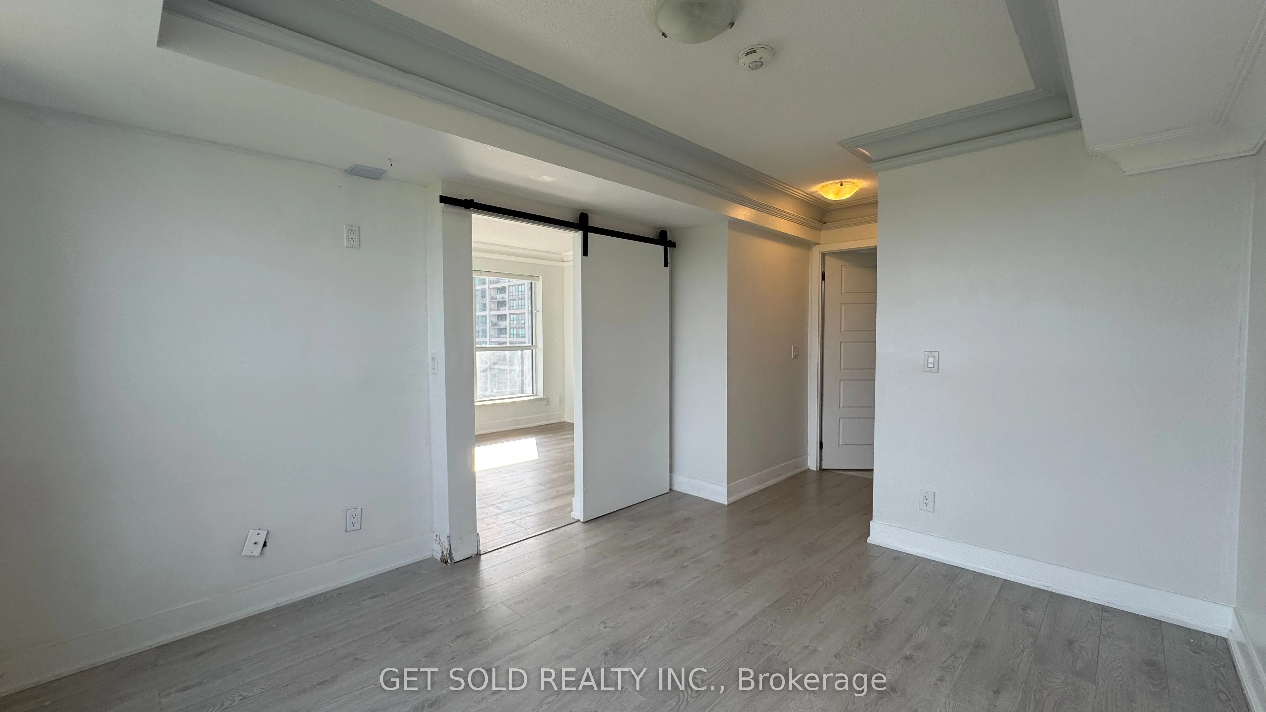 1255 Bayly Street, #707