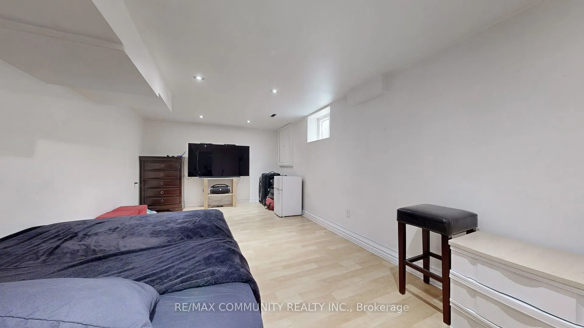 7 Gemshaw Crescent