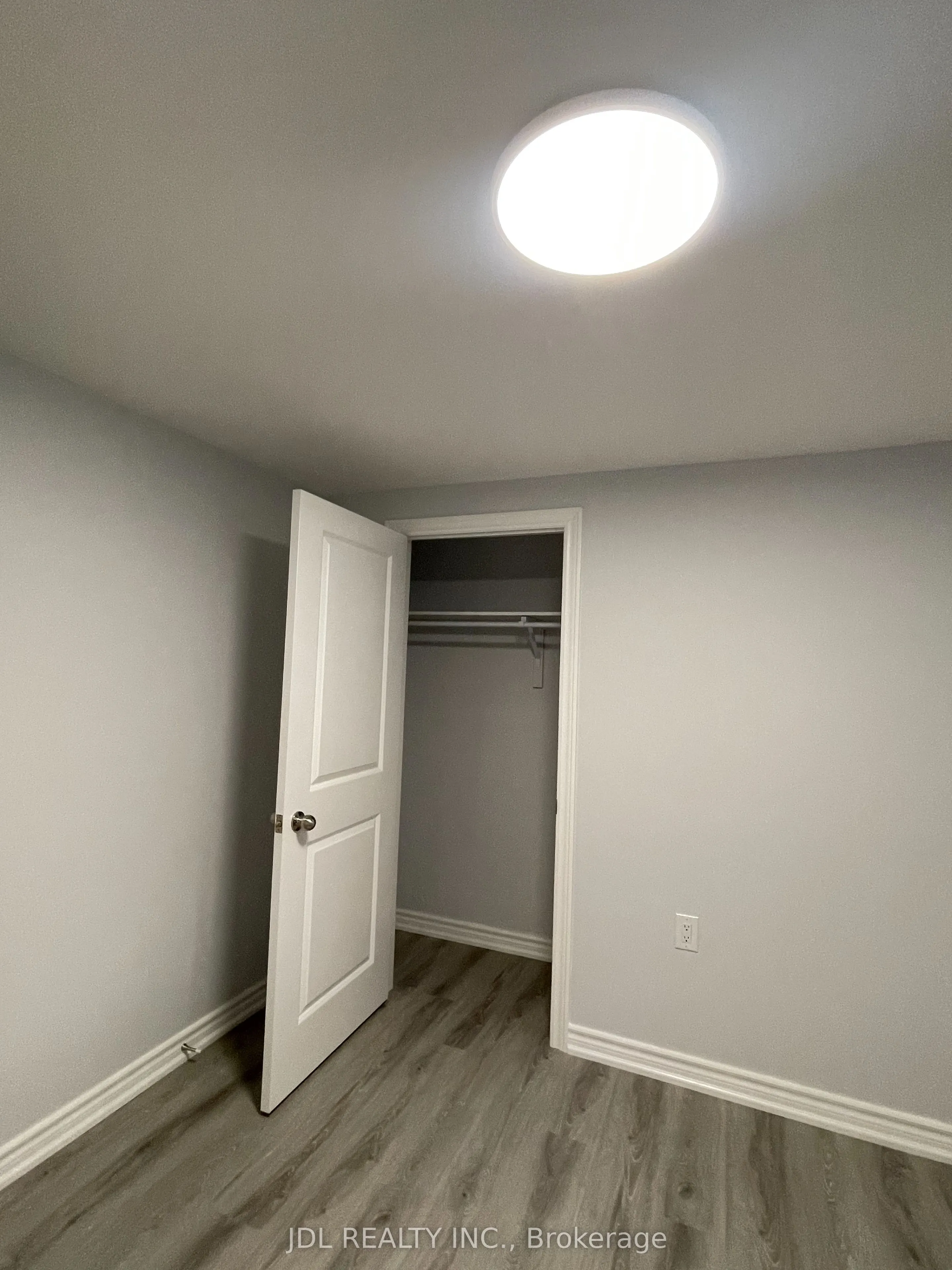 29 Summerglade Drive, #Basement