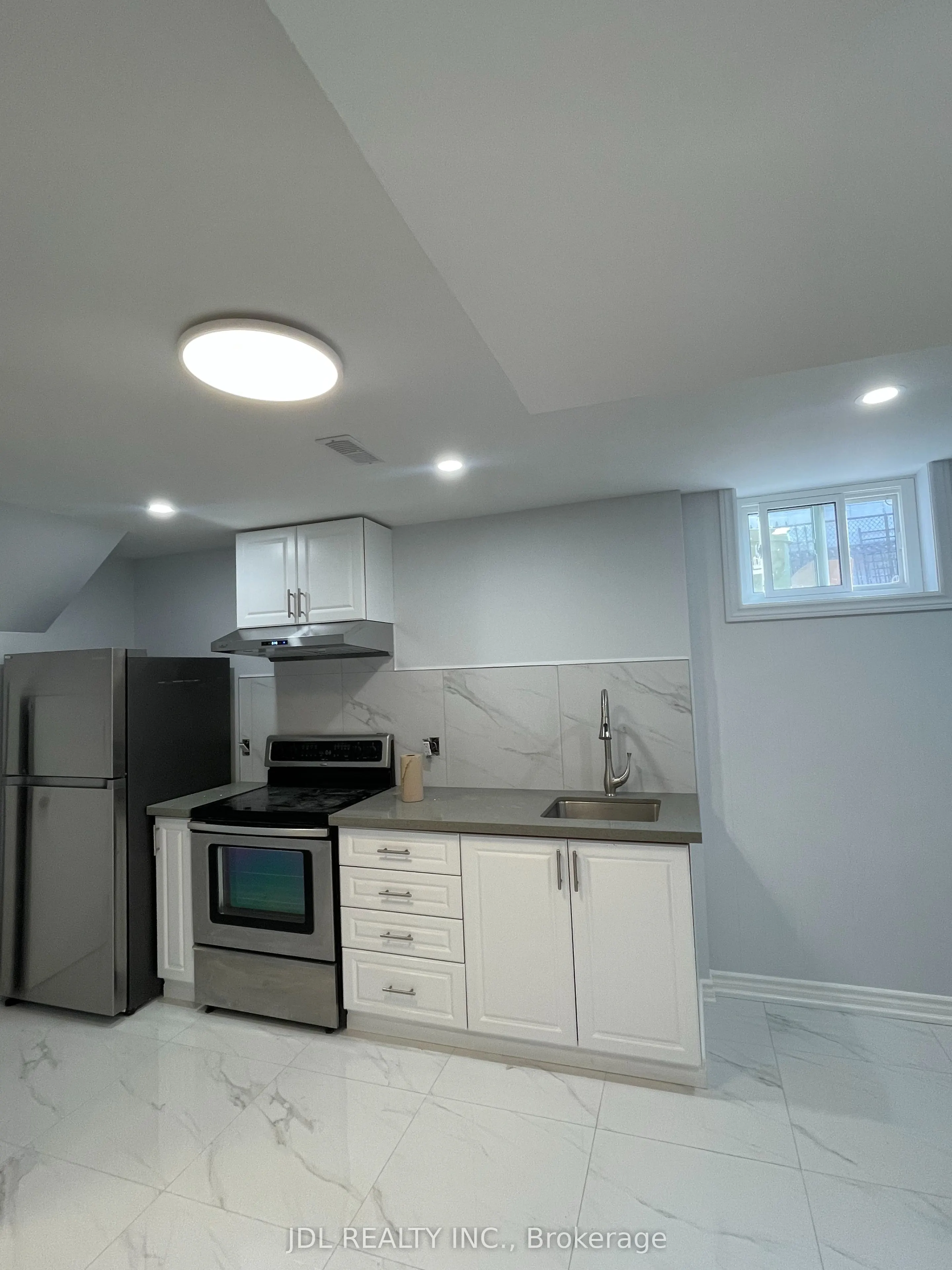 29 Summerglade Drive, #Basement