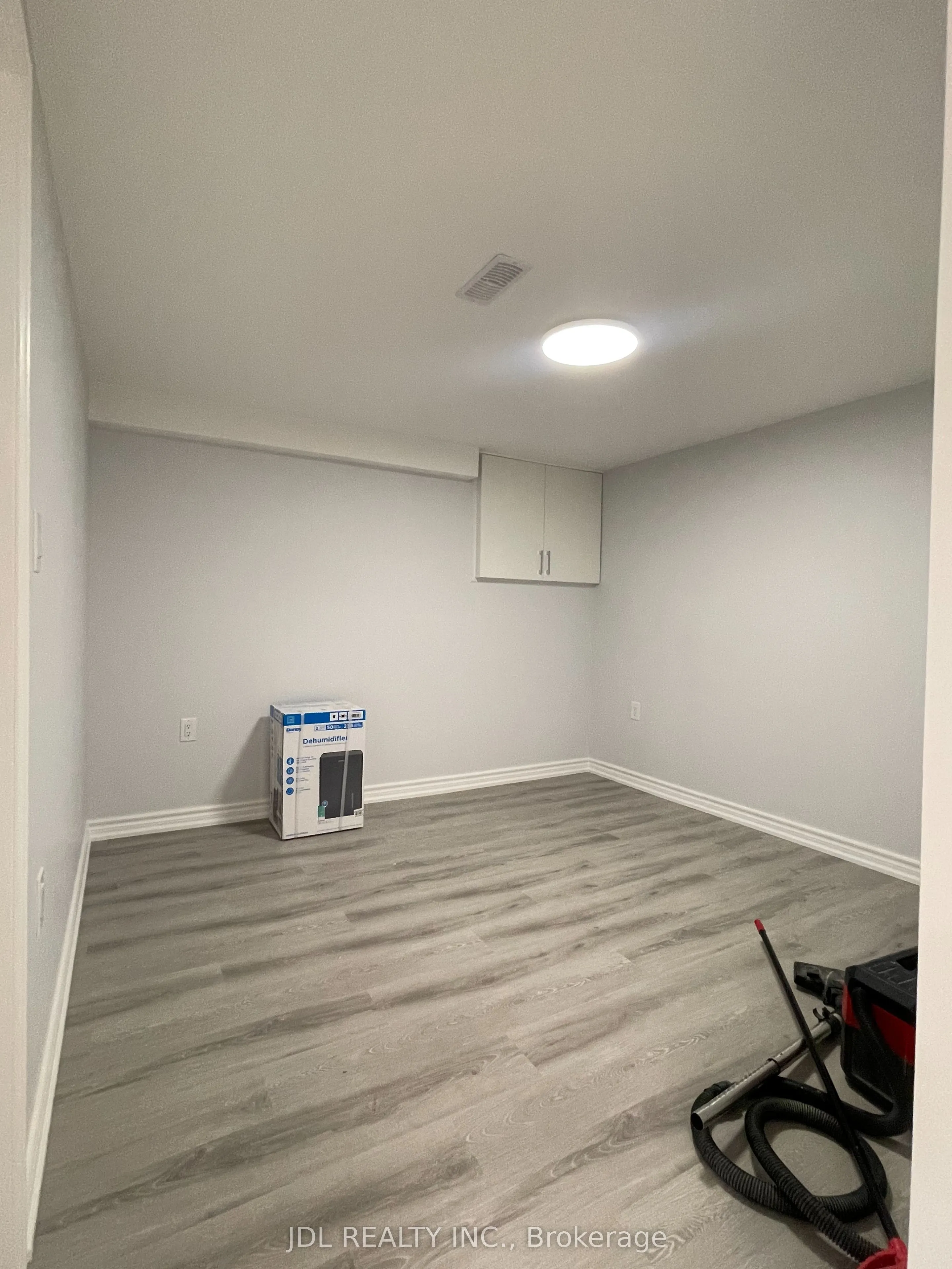 29 Summerglade Drive, #Basement