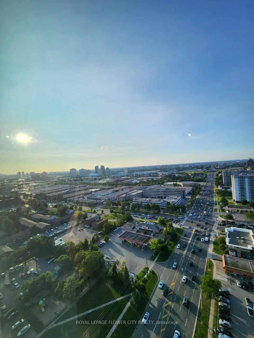 30 Meadowglen Place, #2605