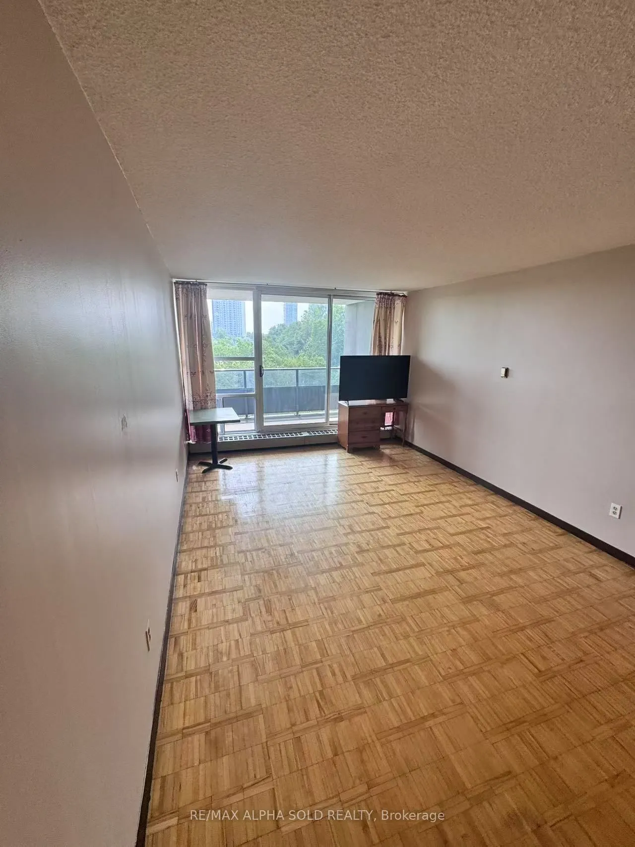 4091 Sheppard Avenue, #407