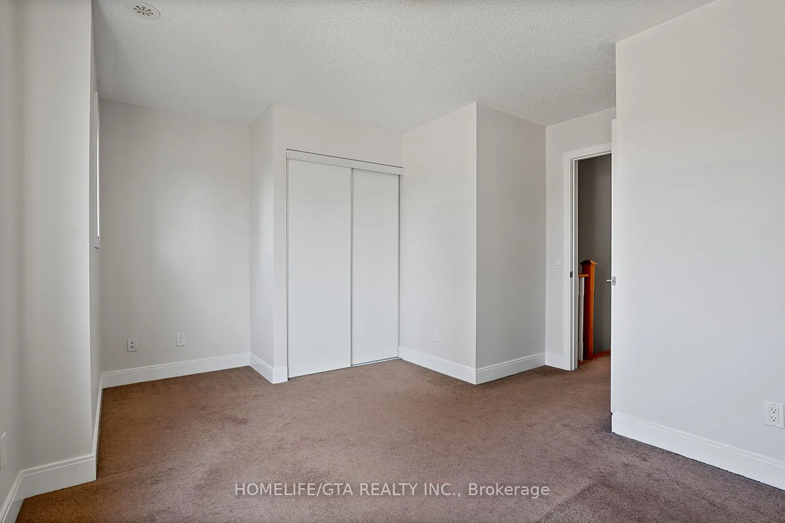 330 Village Green Square, #TH45