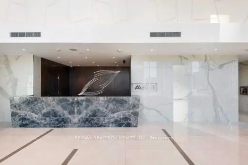 275 Village Green Square, #2917
