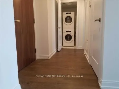 275 Village Green Square, #2917