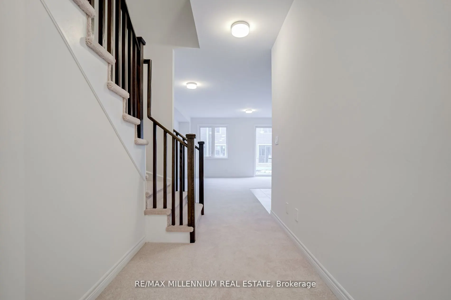2040 Cameron Lott Crescent