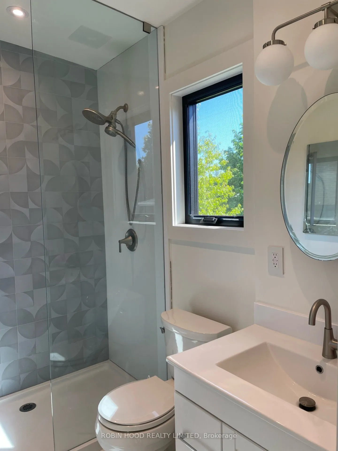44 Somerdale Square, #Upper