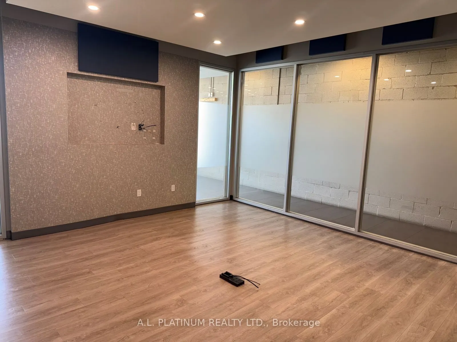 2721 Markham Road, #10,11,12
