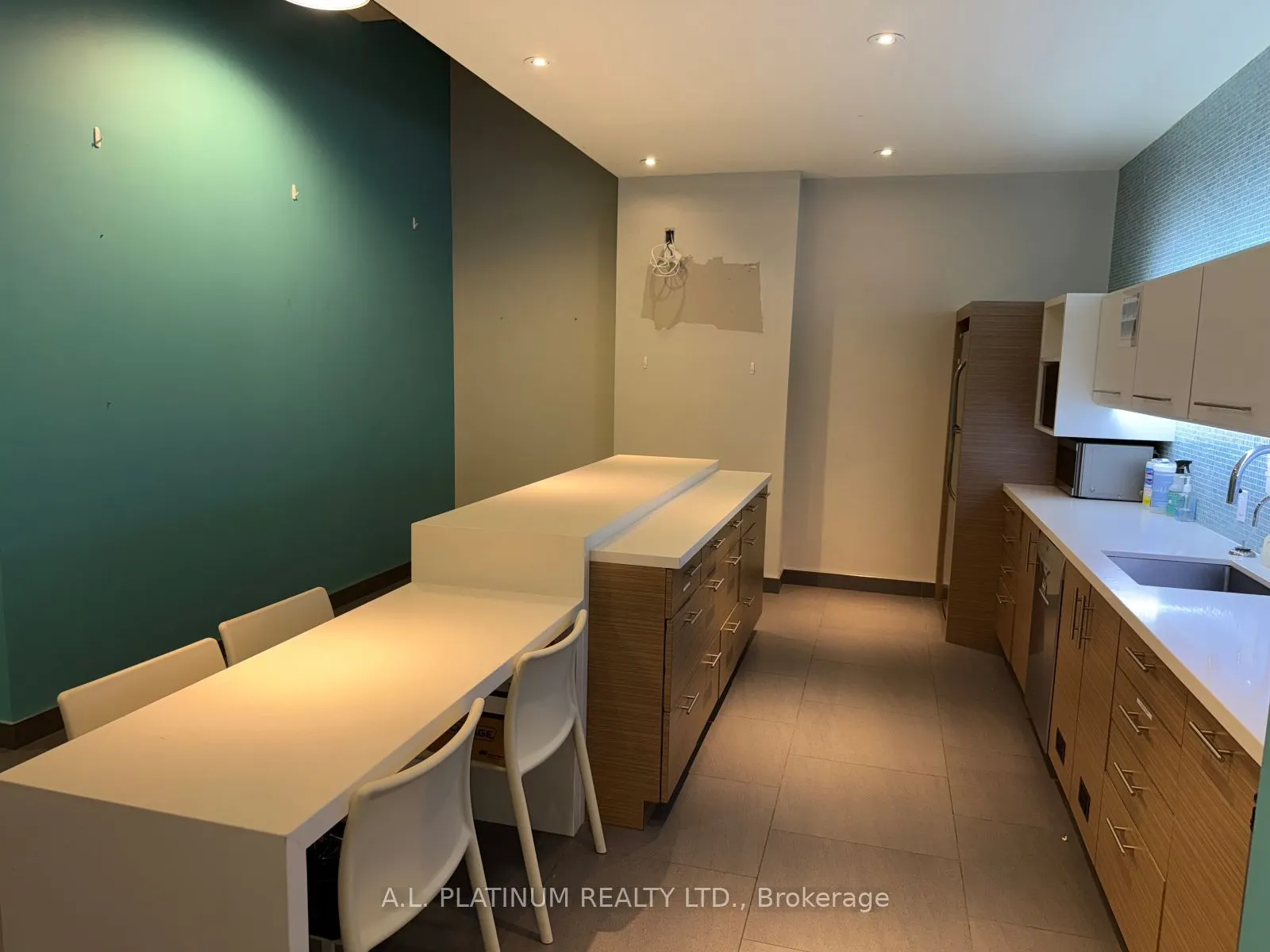 2721 Markham Road, #10,11,12