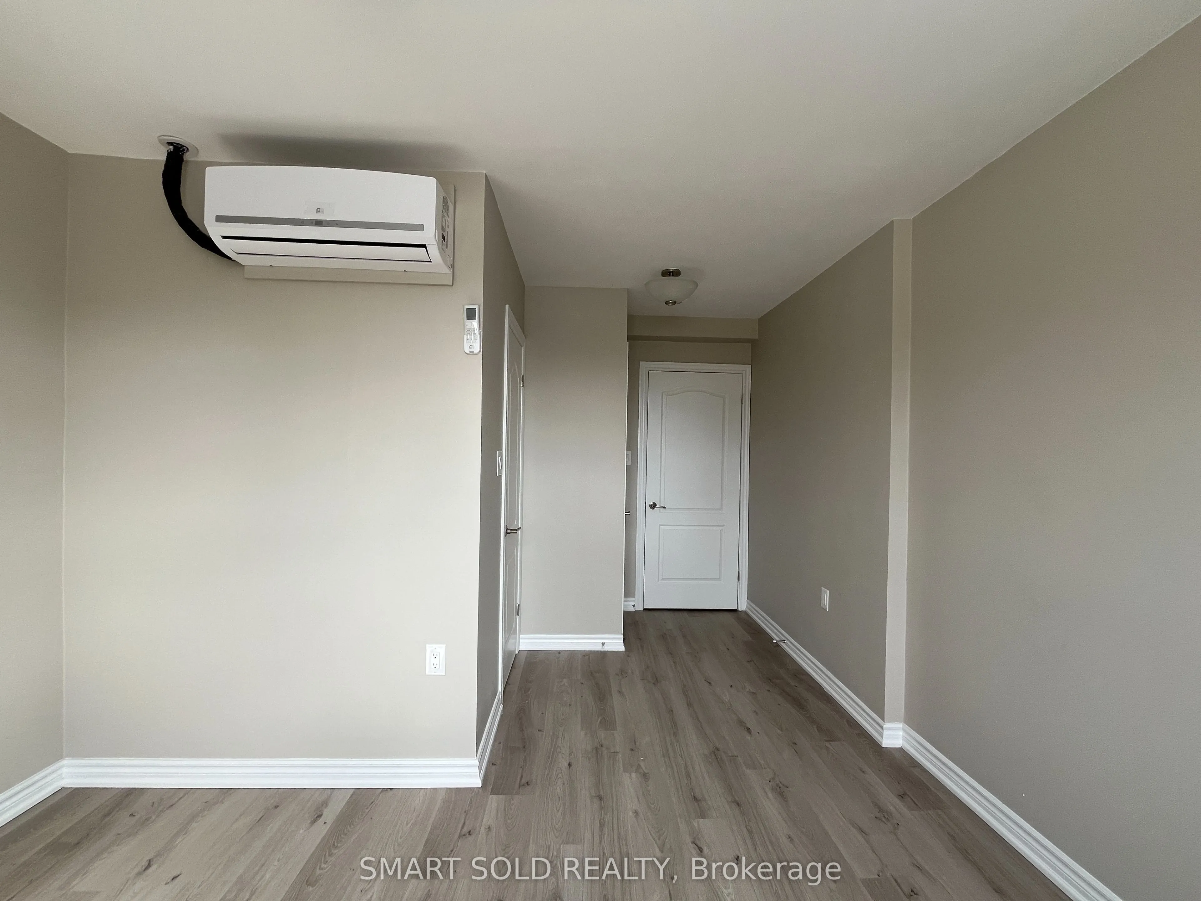 395A Donlands Avenue, #106