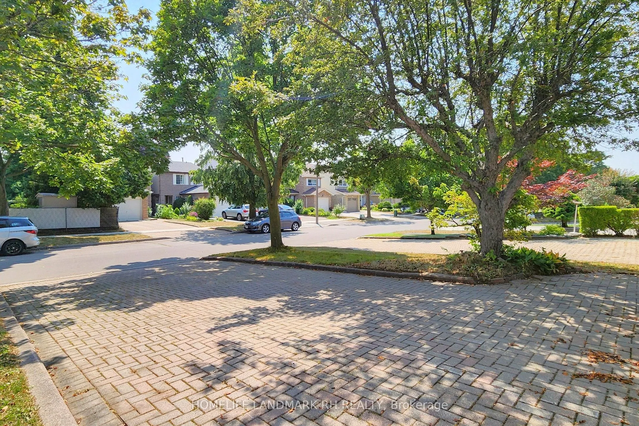 6 Audrelane Court