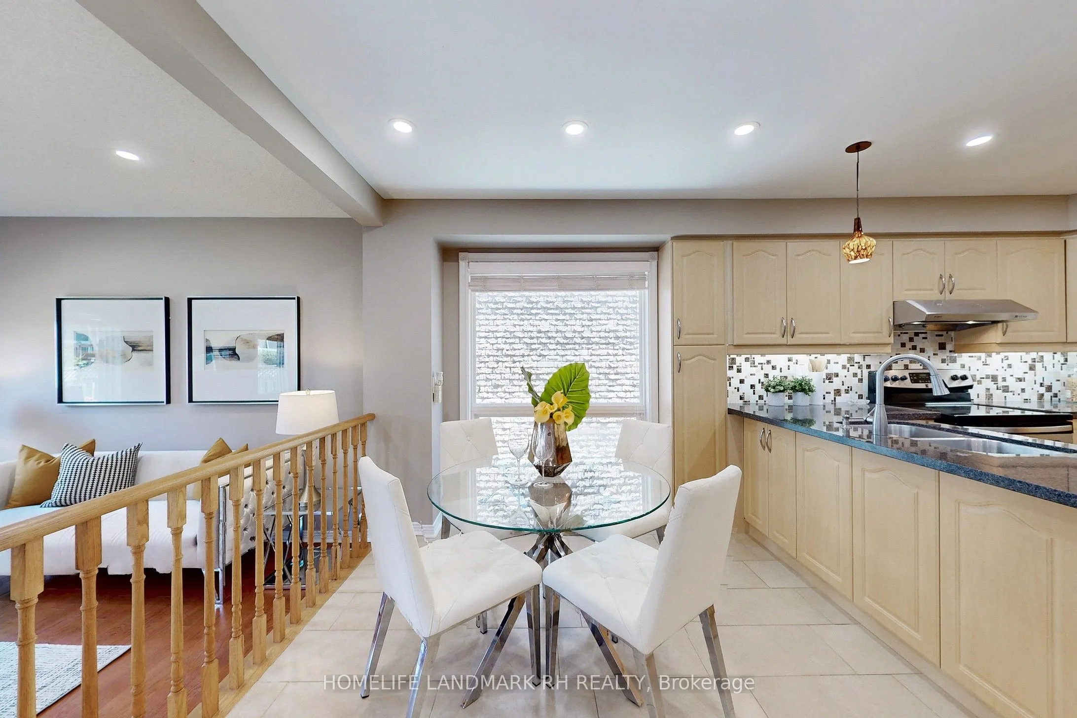 6 Audrelane Court