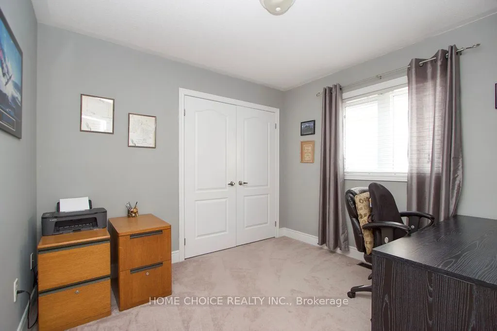 200 Bathgate Crescent