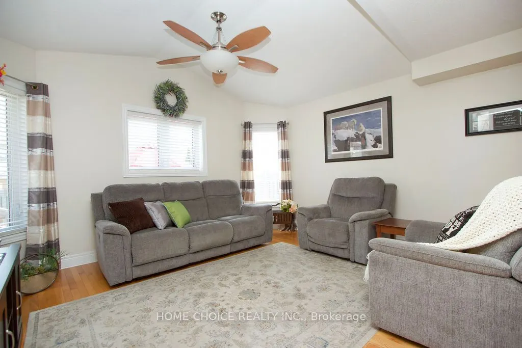 200 Bathgate Crescent