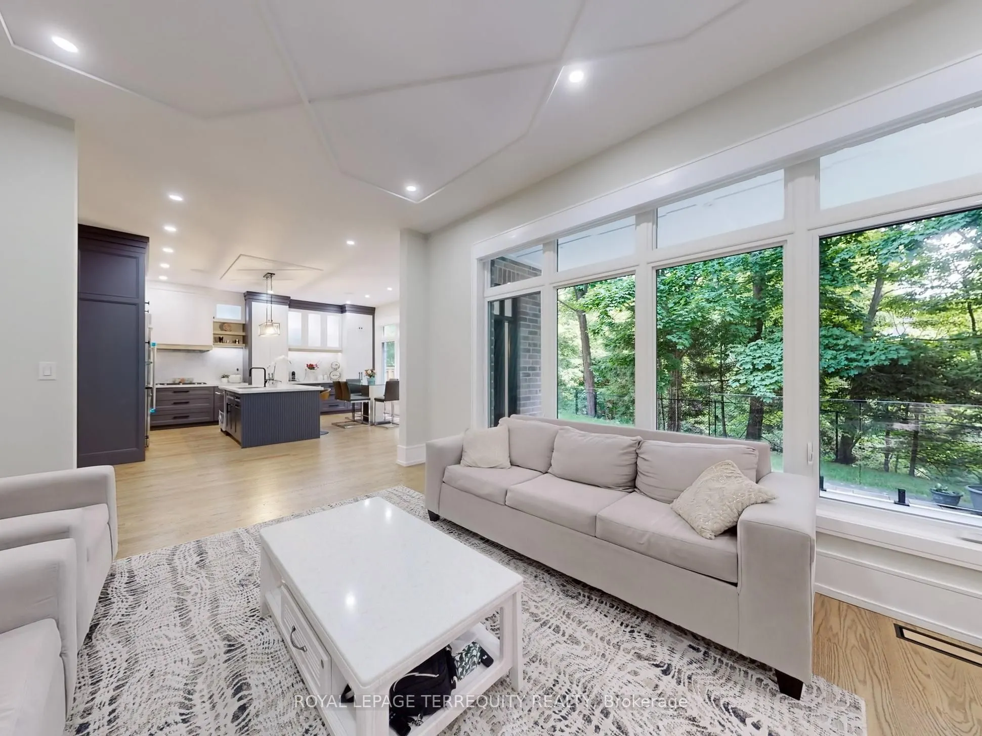 87 Cliffcrest Drive