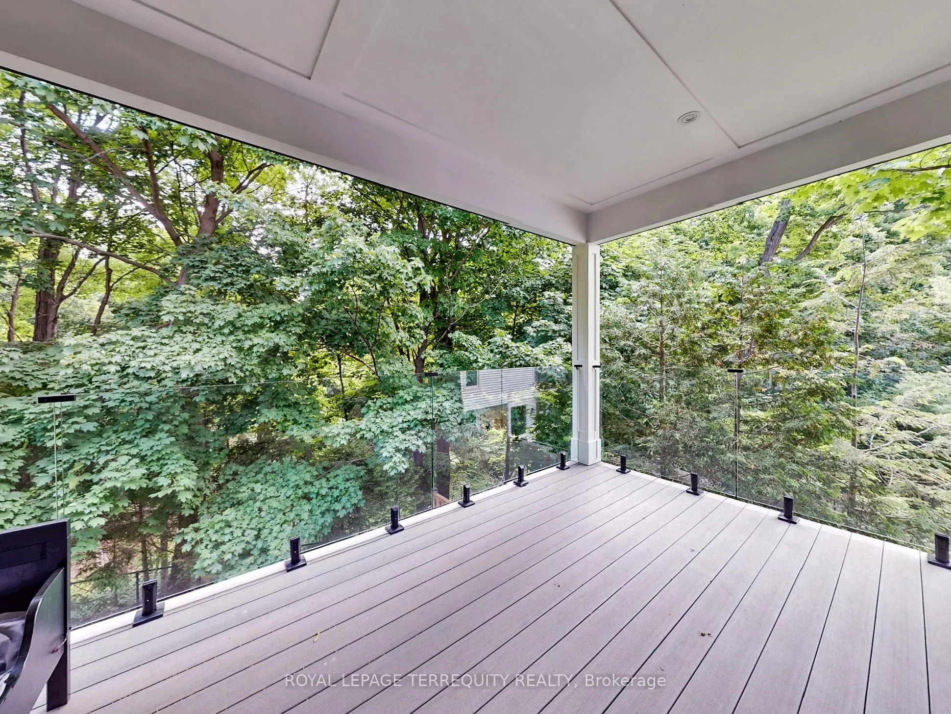 87 Cliffcrest Drive