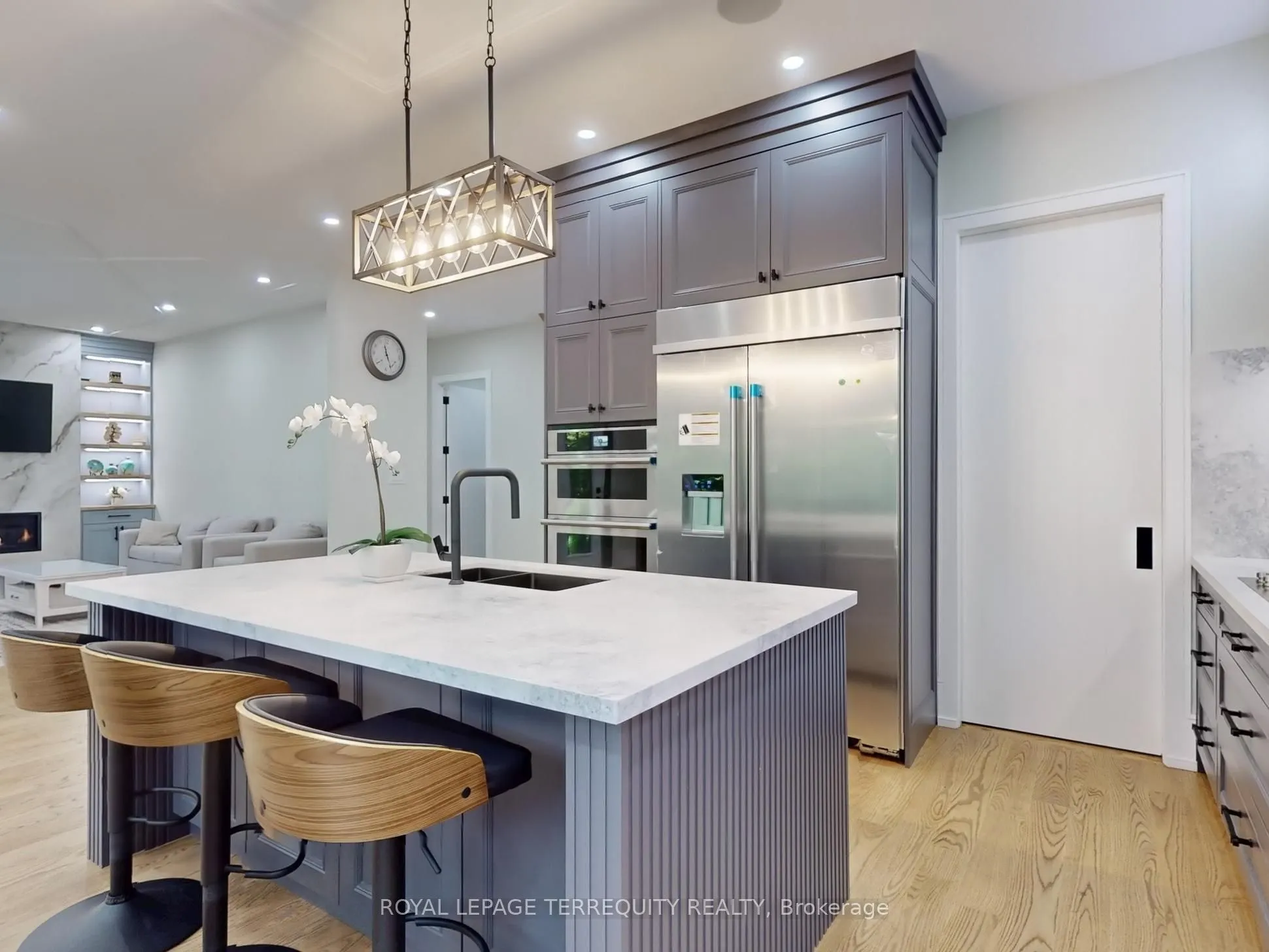 87 Cliffcrest Drive