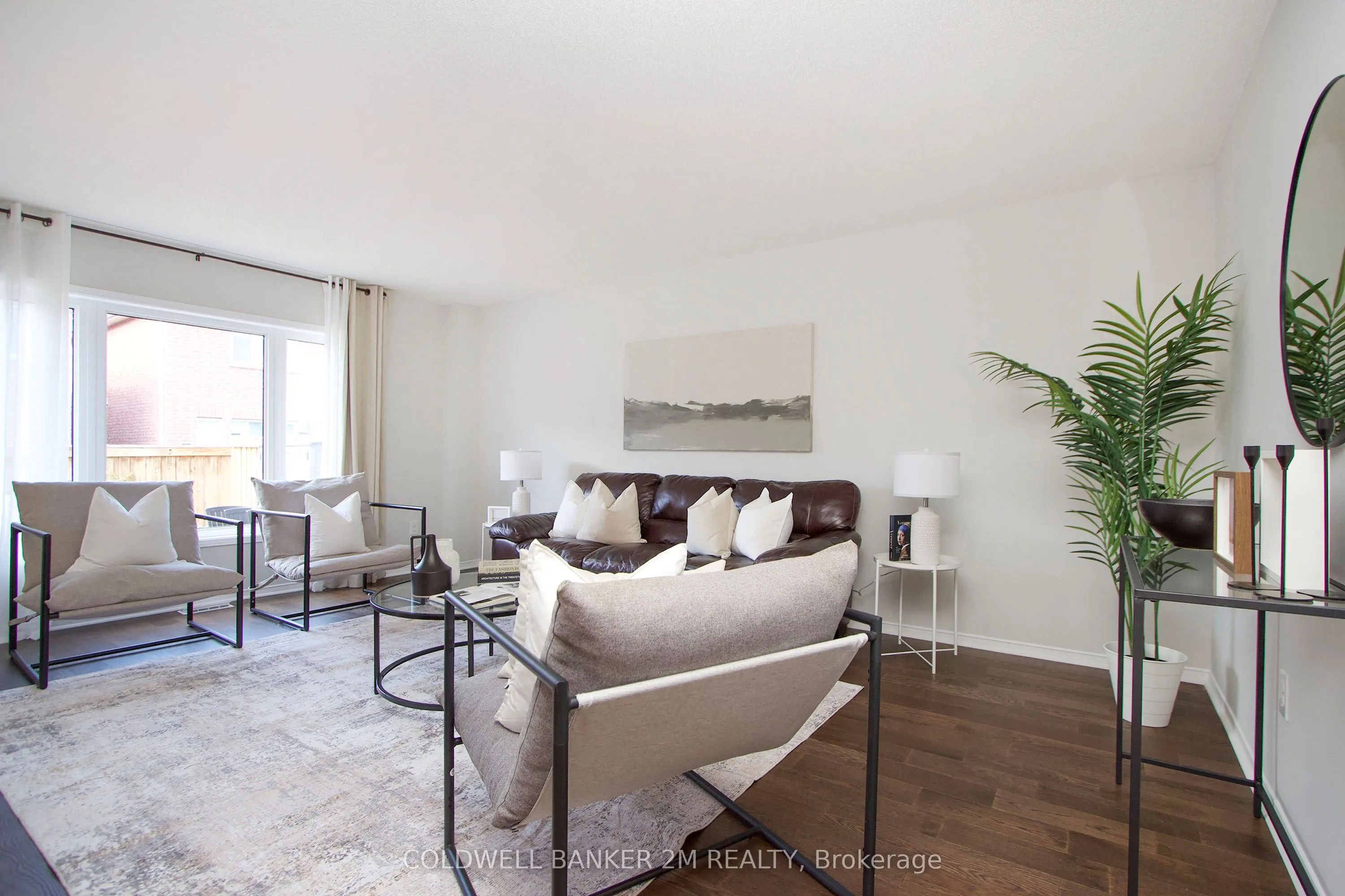 2 Hornett Way