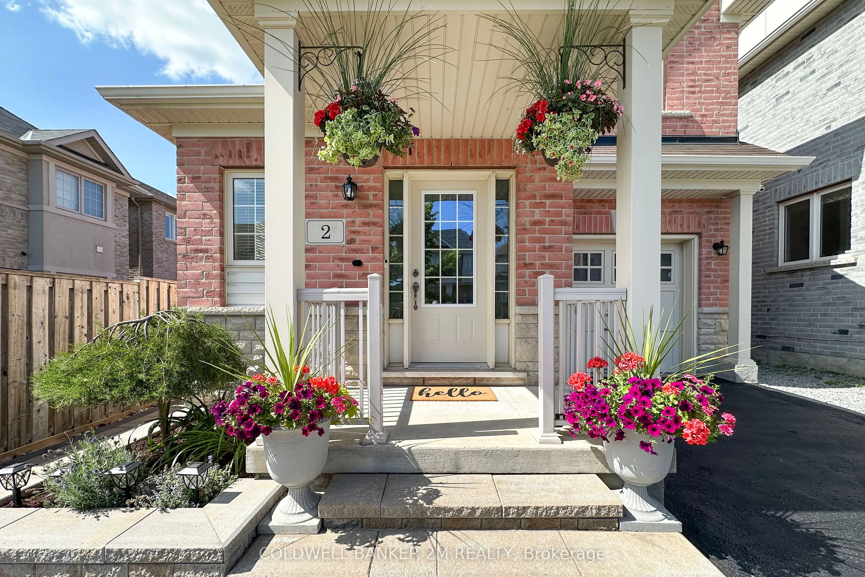 2 Hornett Way