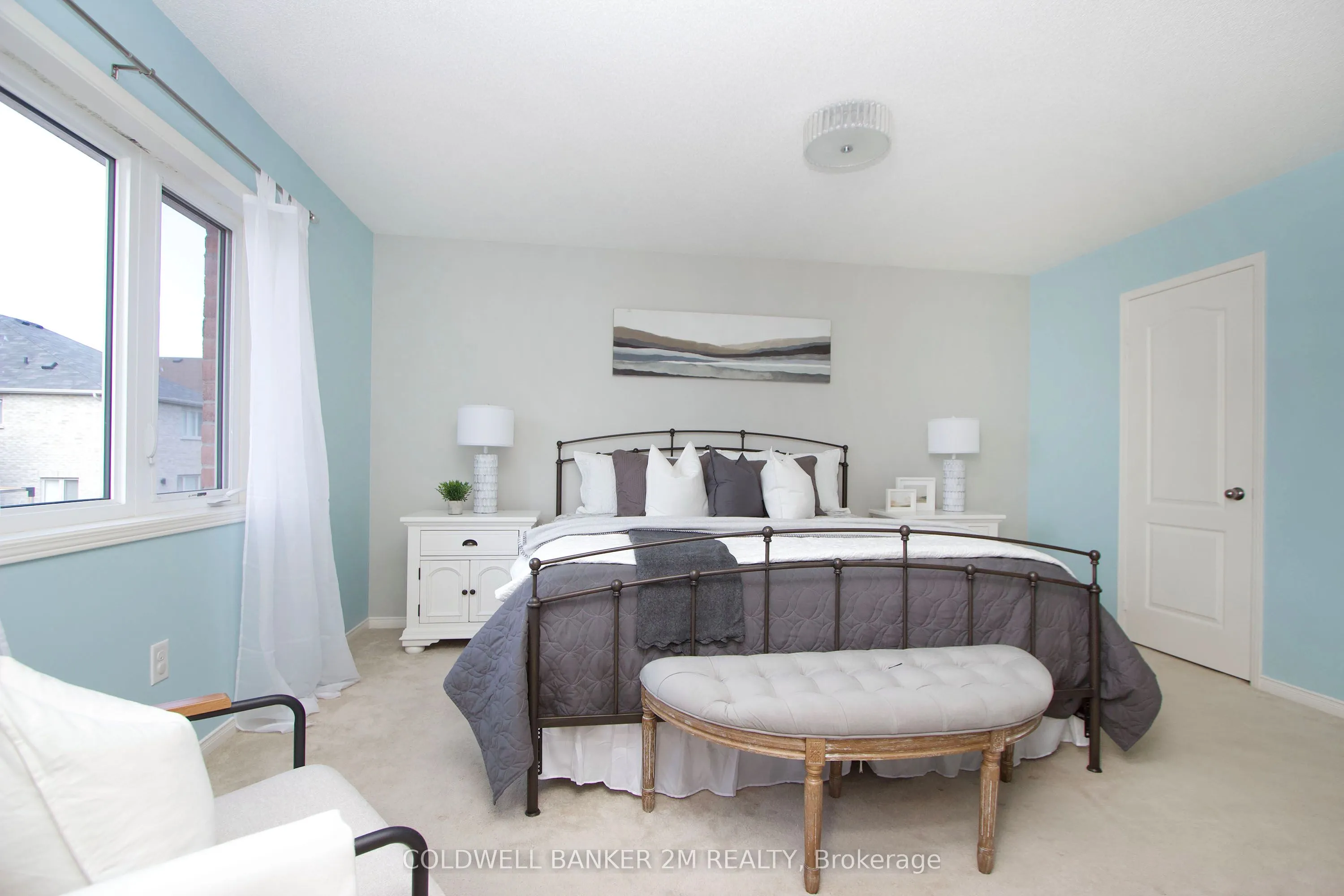 2 Hornett Way