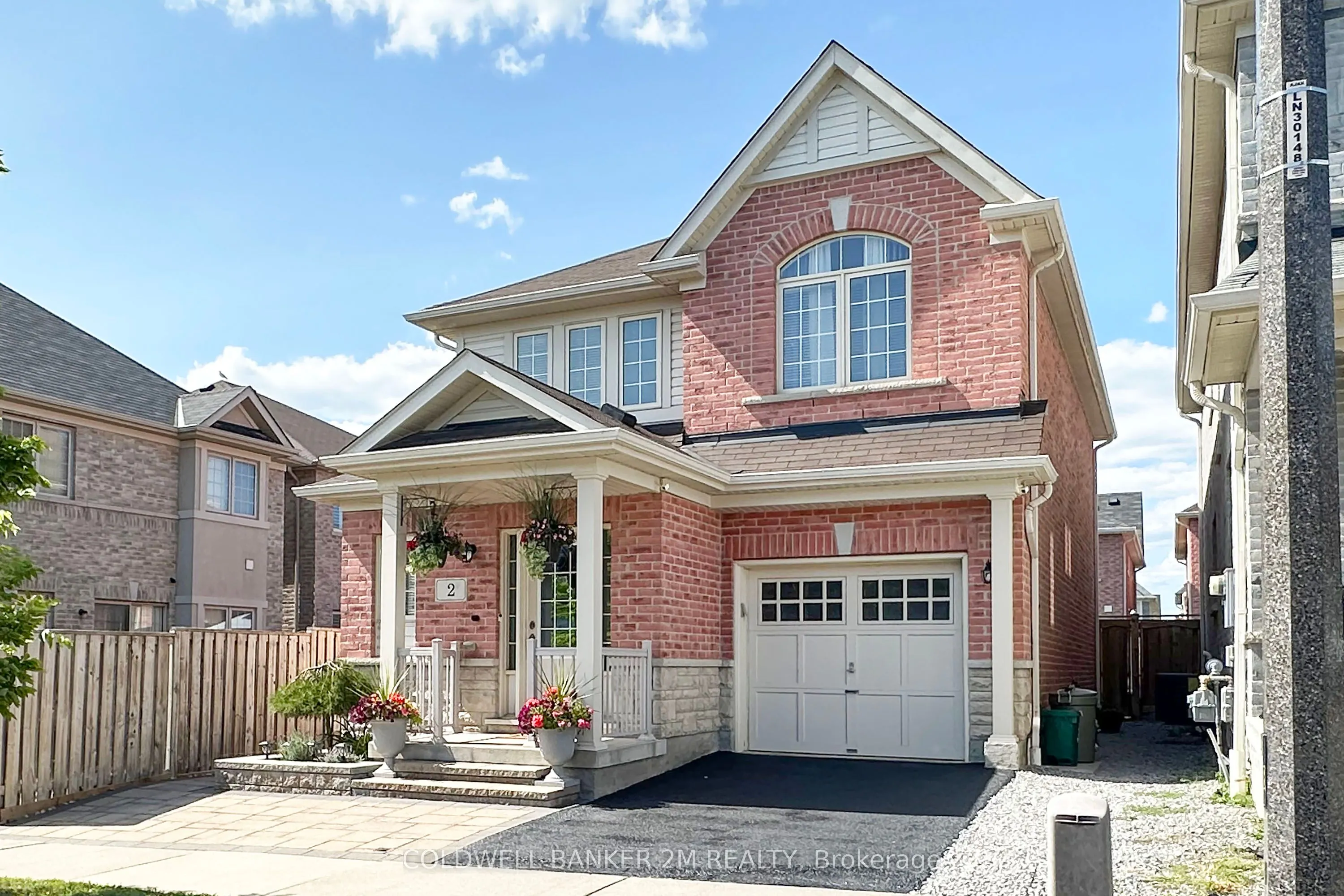 2 Hornett Way