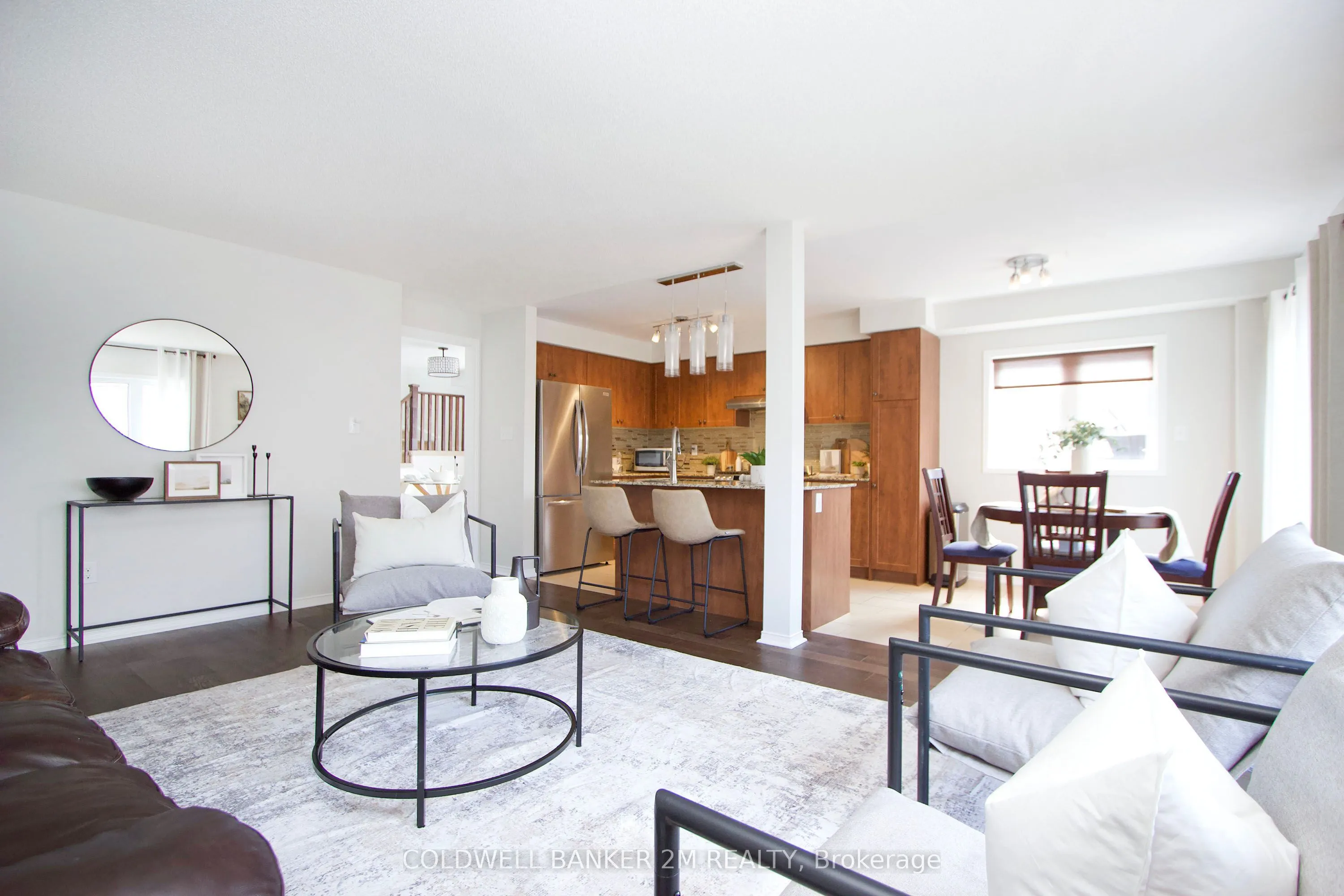 2 Hornett Way