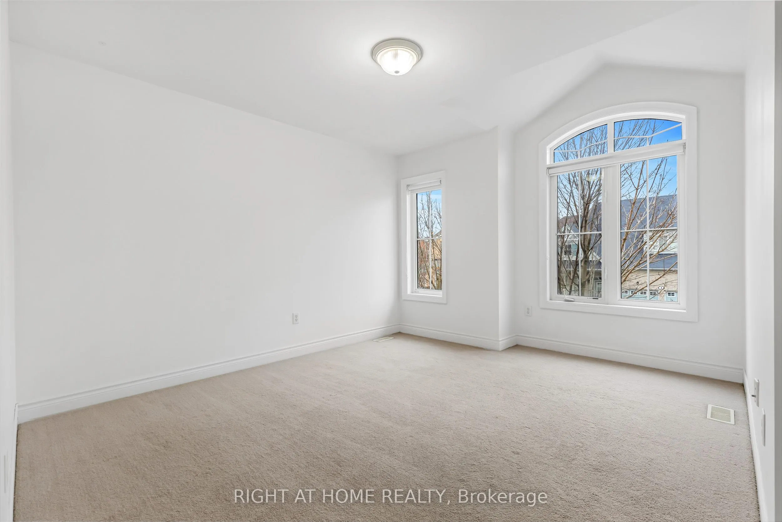 5 Oswell Drive, #Main