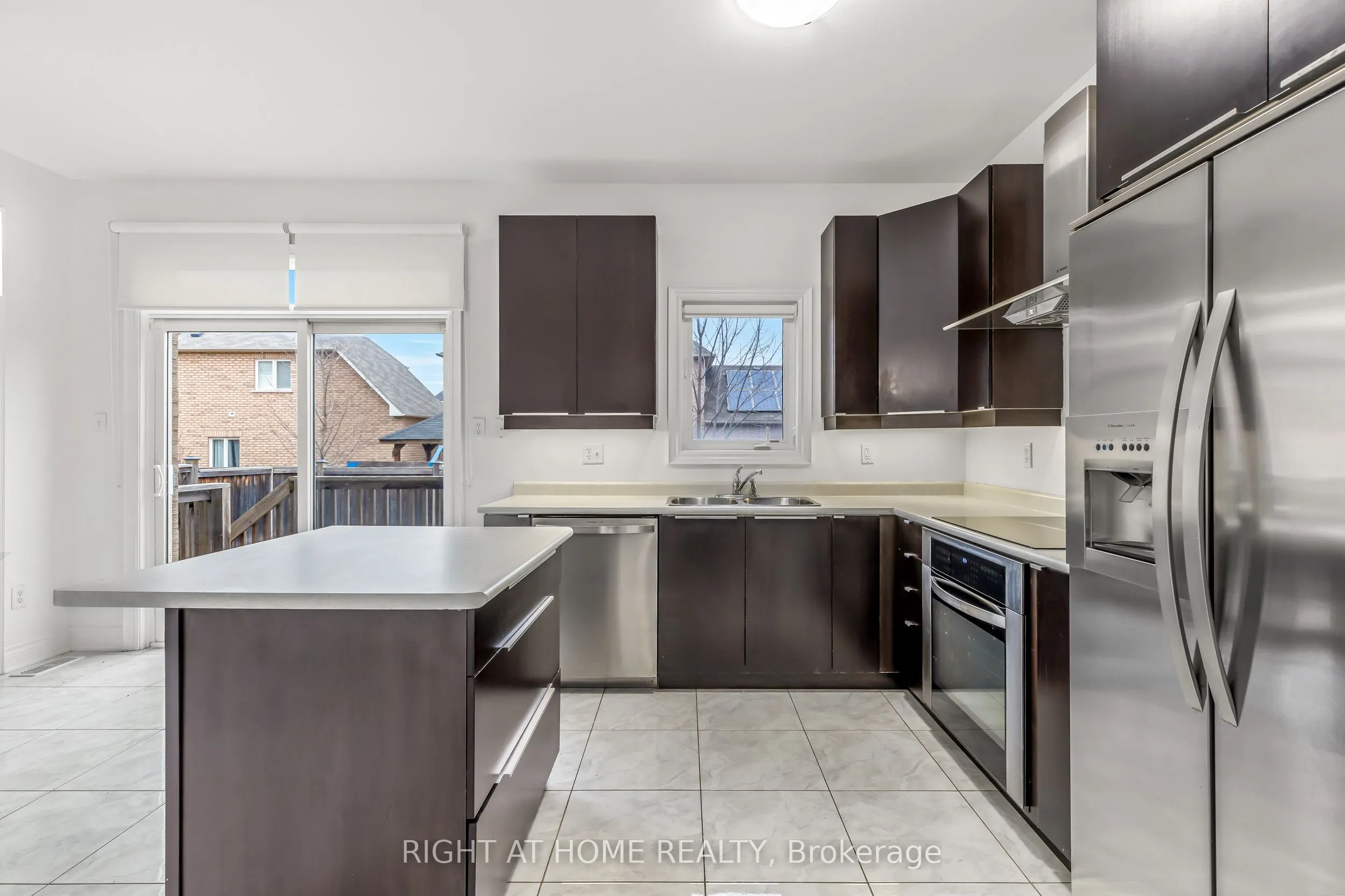 5 Oswell Drive, #Main