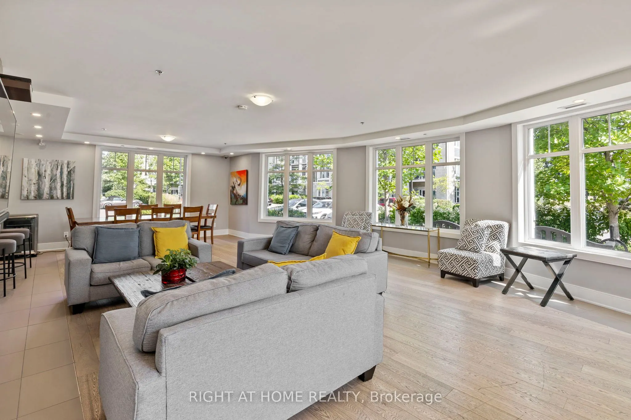 680 Gordon Street, #412