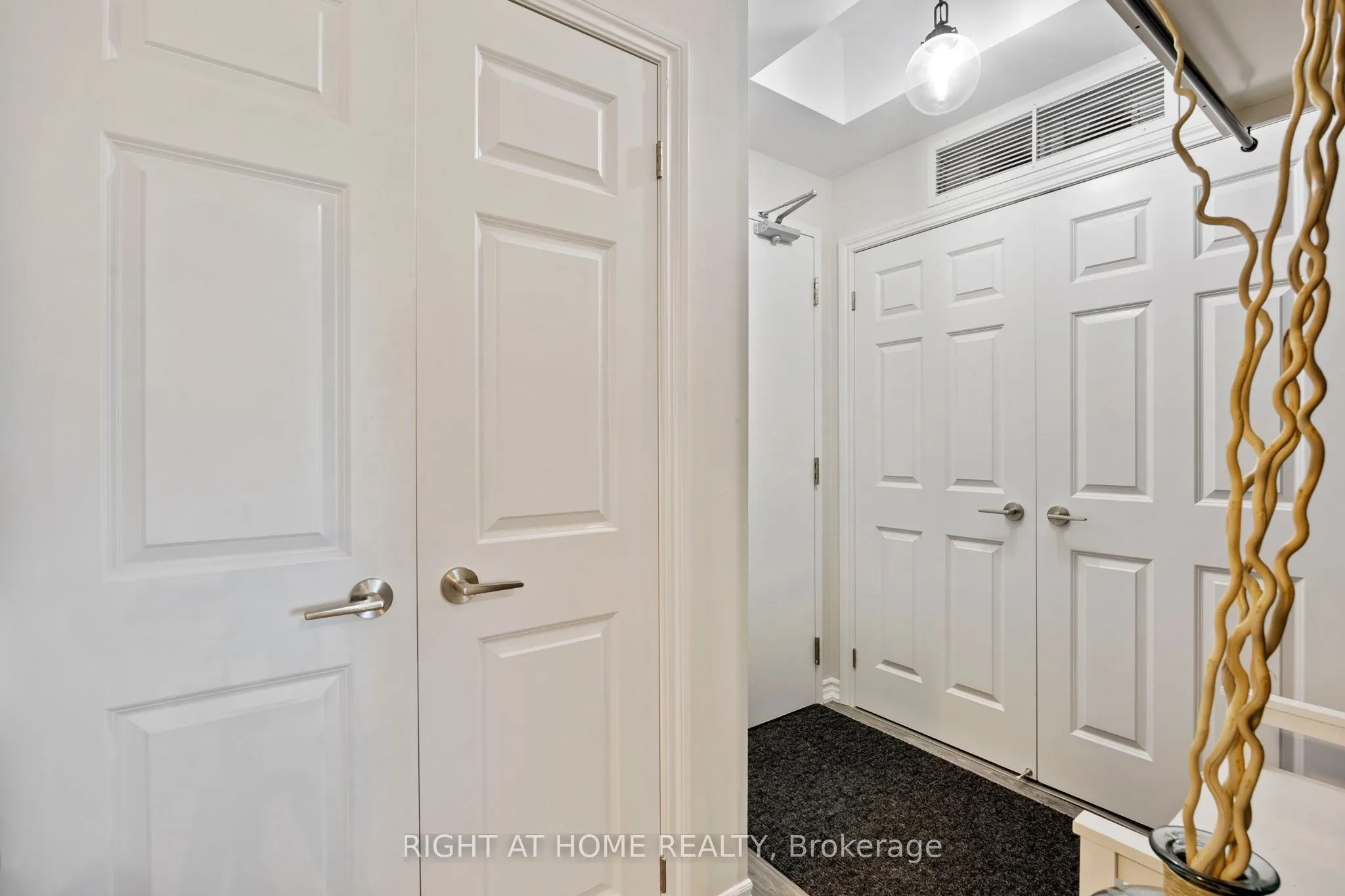 680 Gordon Street, #412