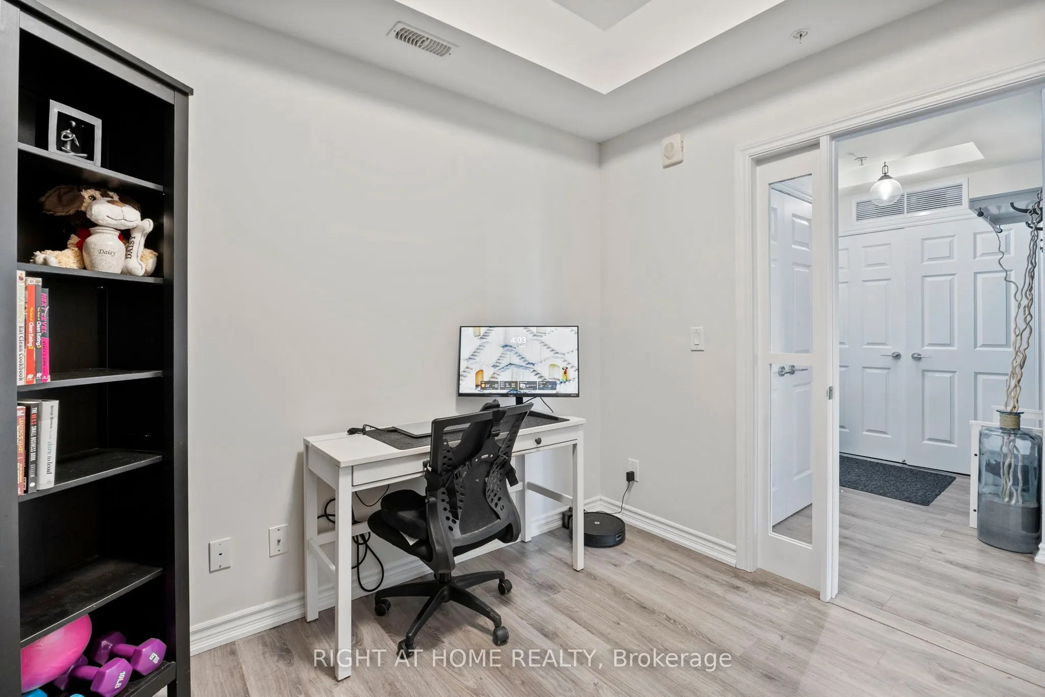 680 Gordon Street, #412