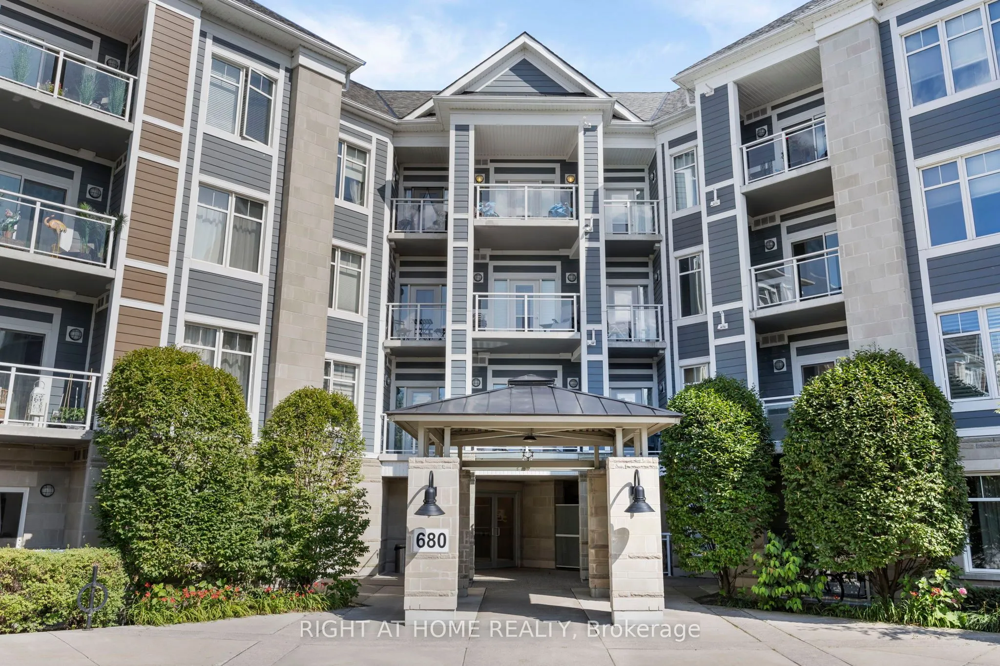 680 Gordon Street, #412