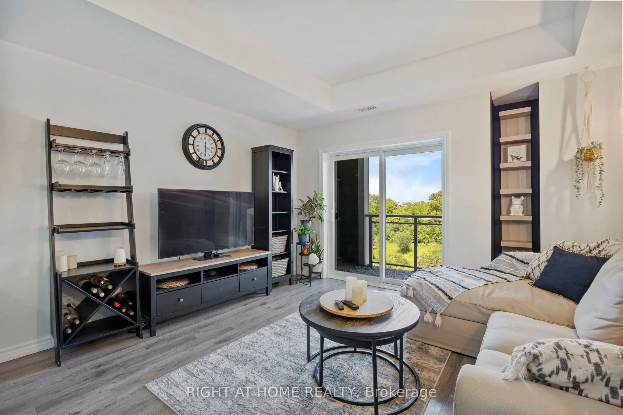 680 Gordon Street, #412