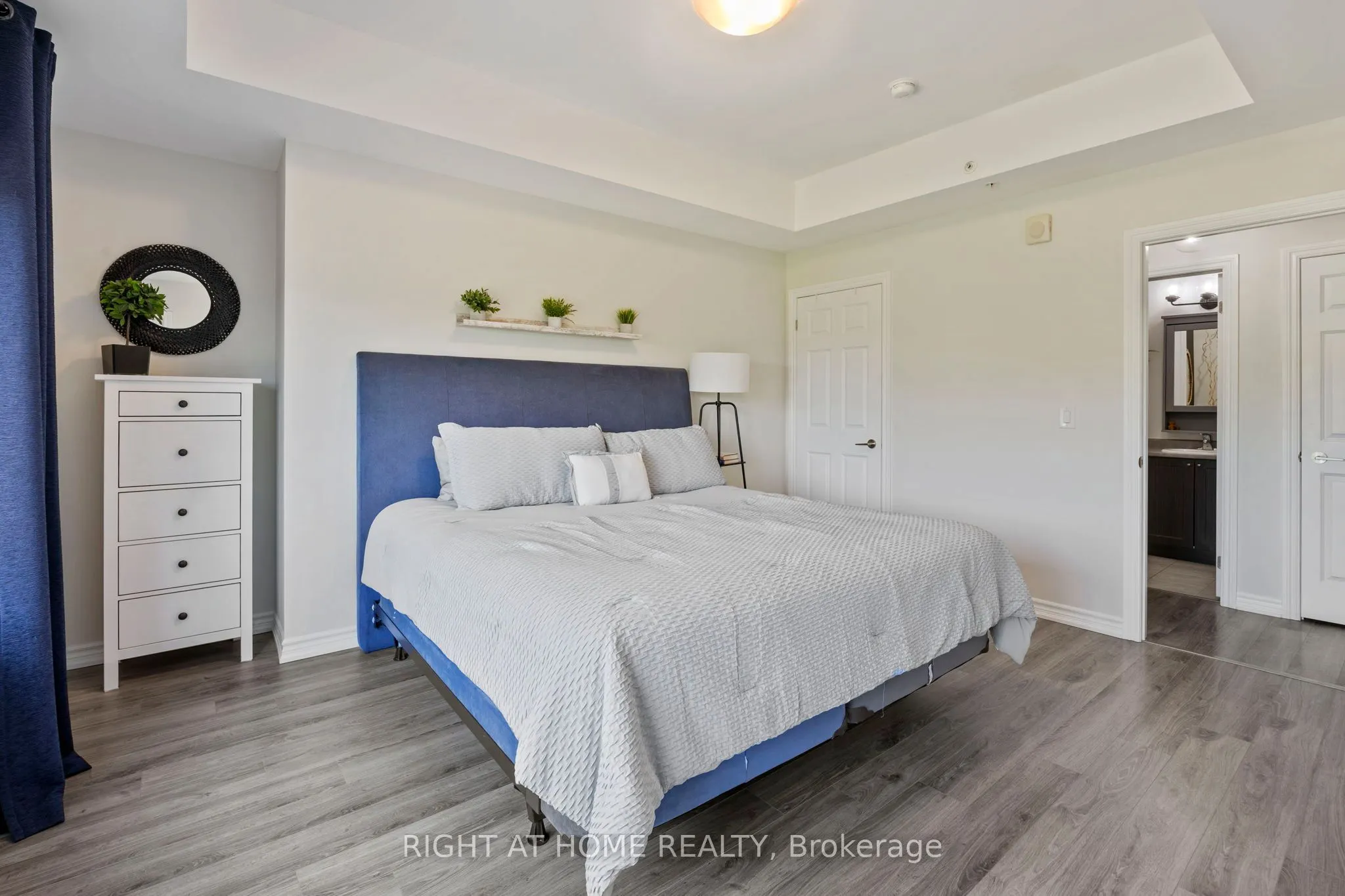 680 Gordon Street, #412