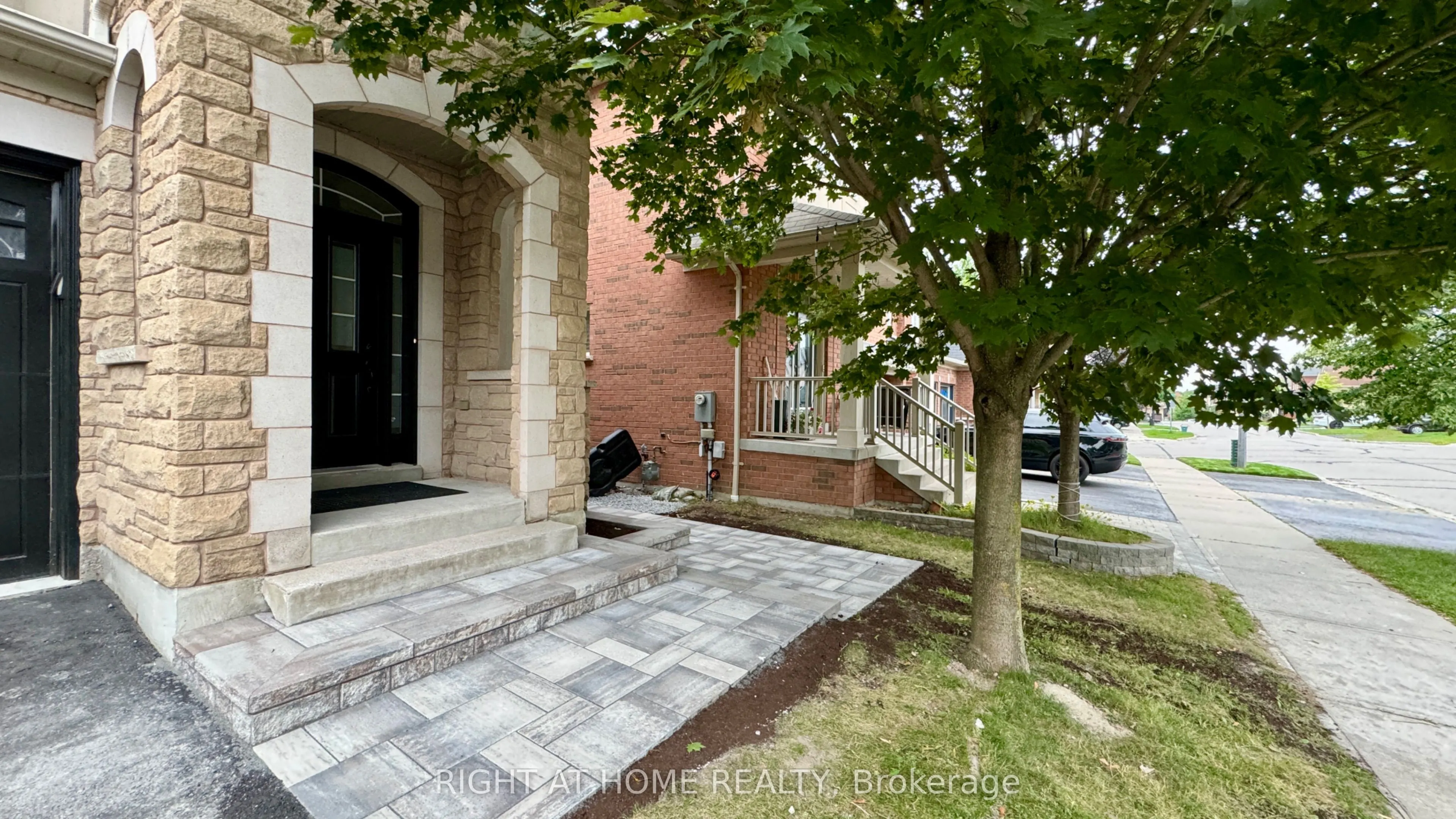 5 Oswell Drive, #Bsmt