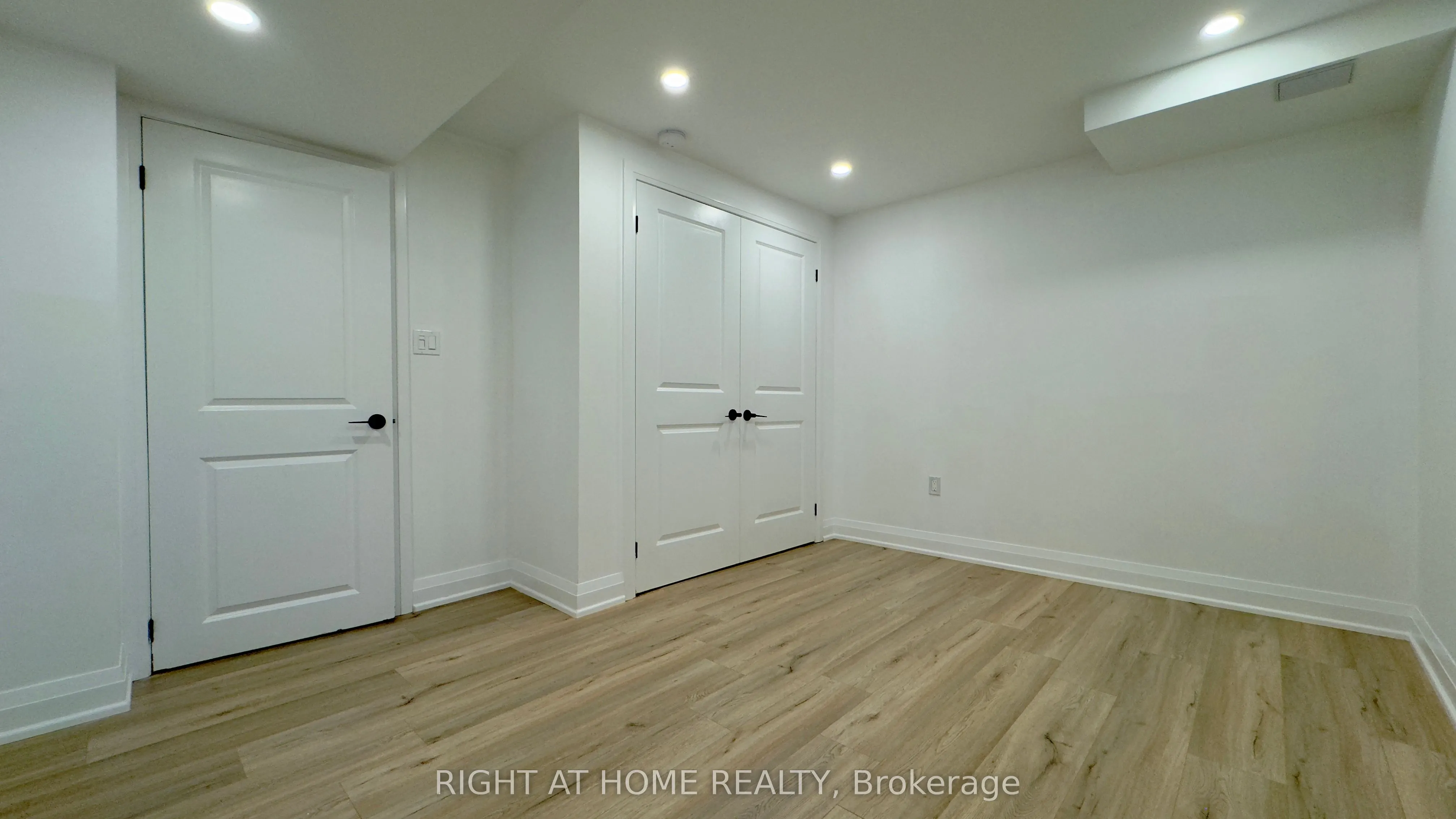 5 Oswell Drive, #Bsmt