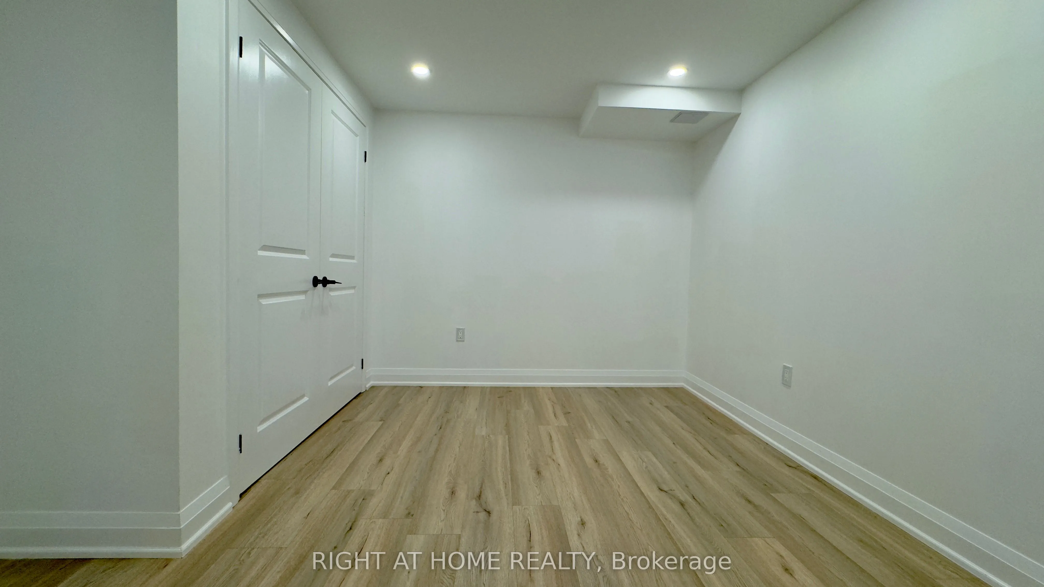 5 Oswell Drive, #Bsmt